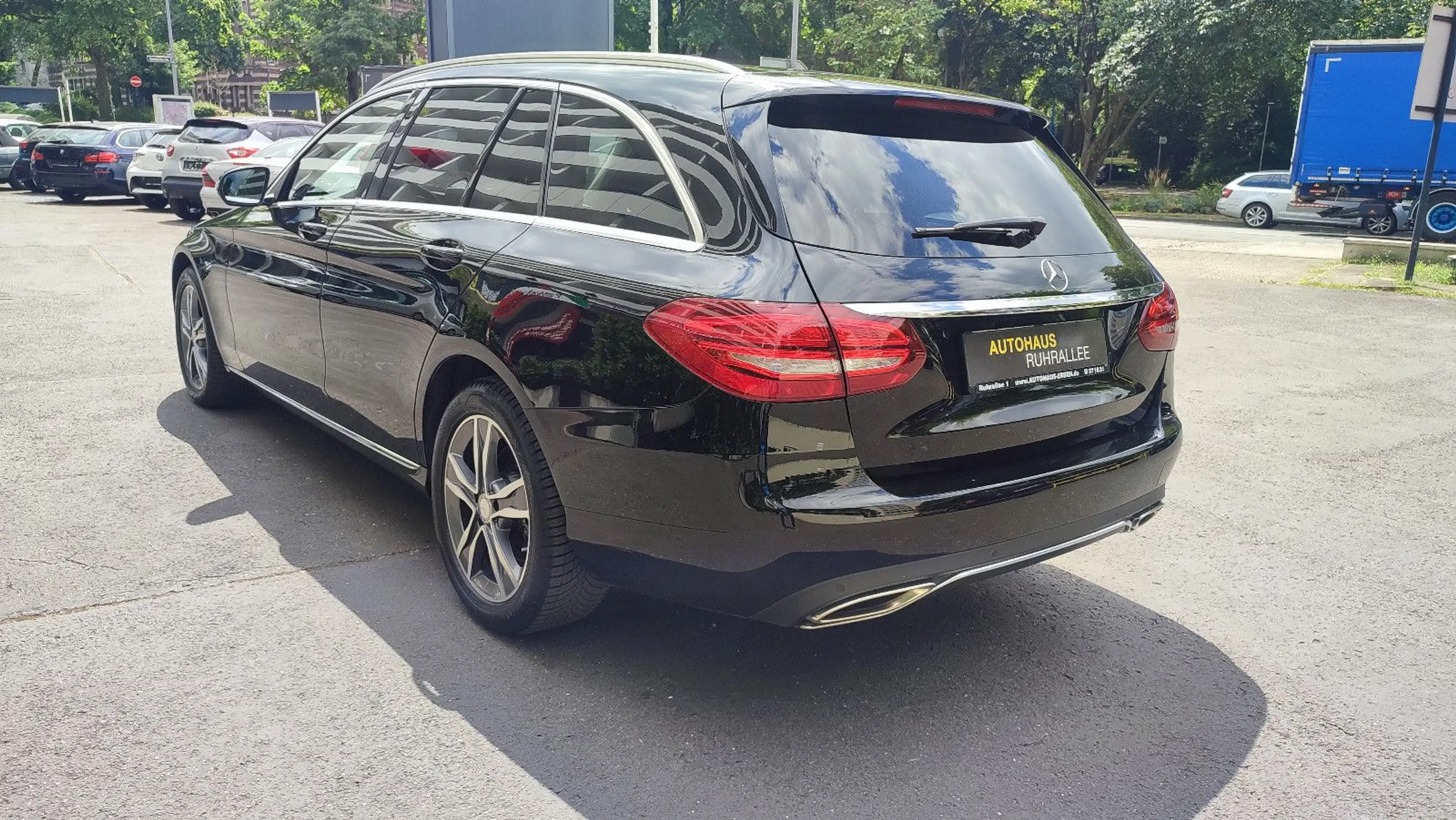Mercedes-Benz C 250 T CGI Exclusive, Navi, Teill.,... — photo 6