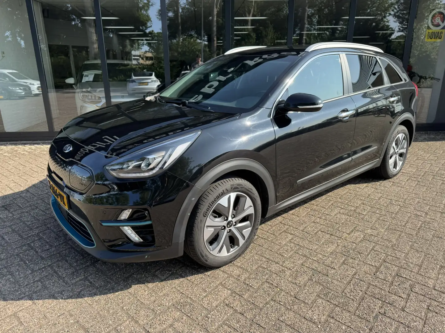 Kia e-Niro ExecutiveLine 64 kWh Zwart - 2