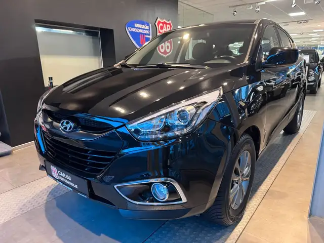 Hyundai iX35 Black & Steel