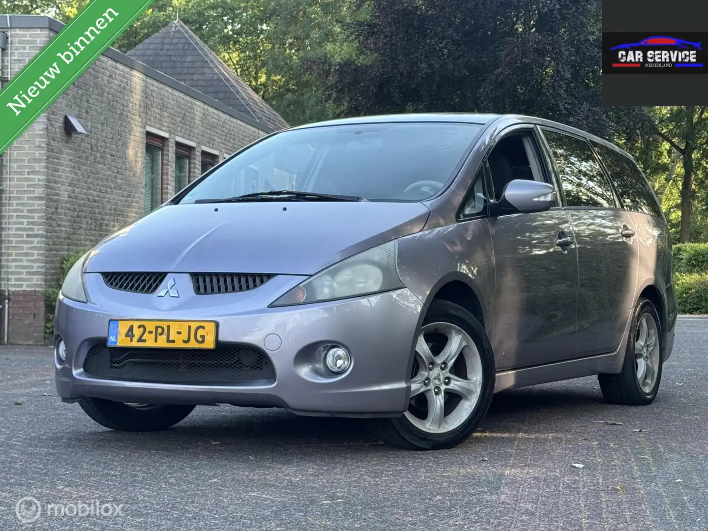 Mitsubishi Grandis 2.4-16V 7PER Invite/NAP/NWE APK/CRUISE/AC Czerwony - 1