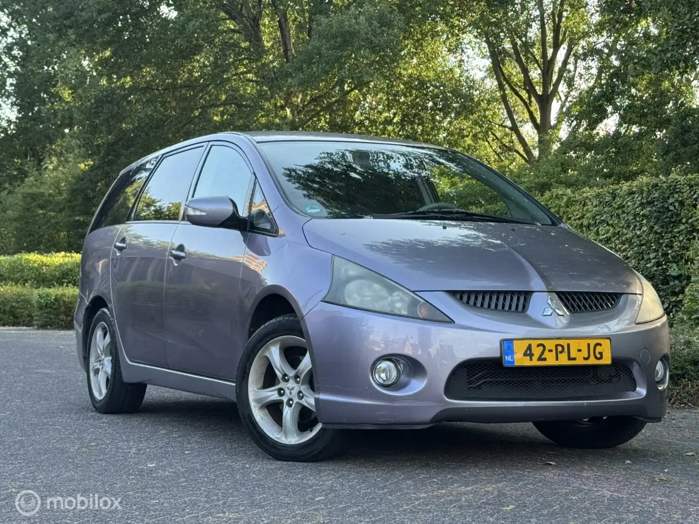 Mitsubishi Grandis 2.4-16V 7PER Invite/NAP/NWE APK/CRUISE/AC Czerwony - 2