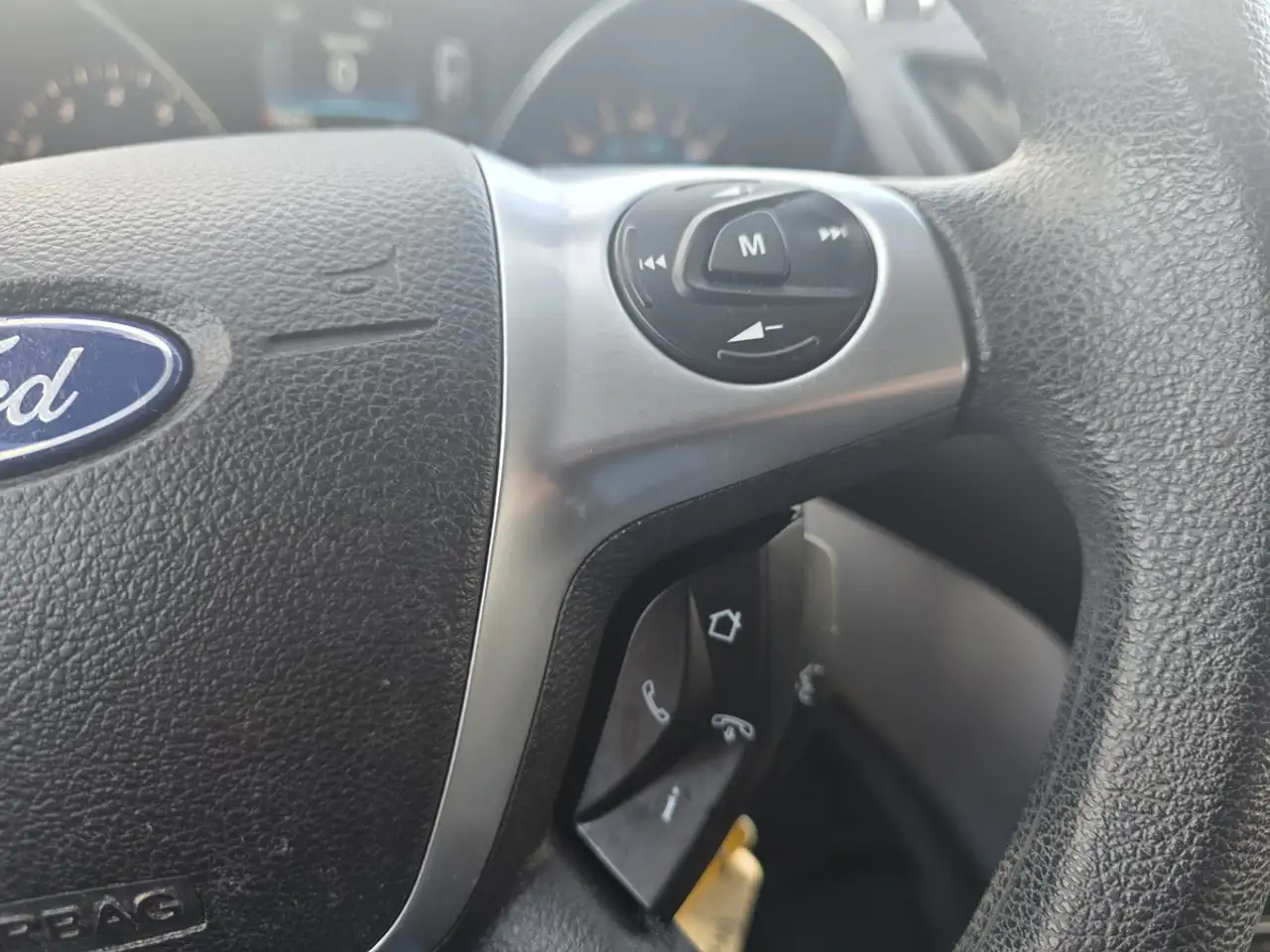 Ford Escape photo Ford Escape