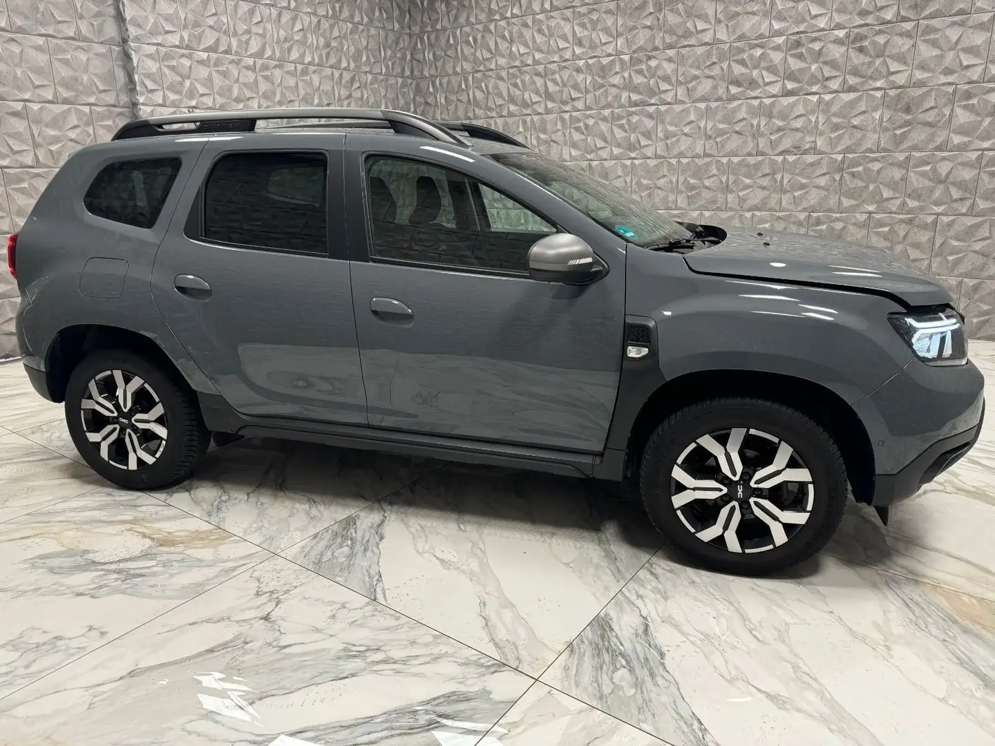 Dacia Duster II Journey+ Grijs - 2