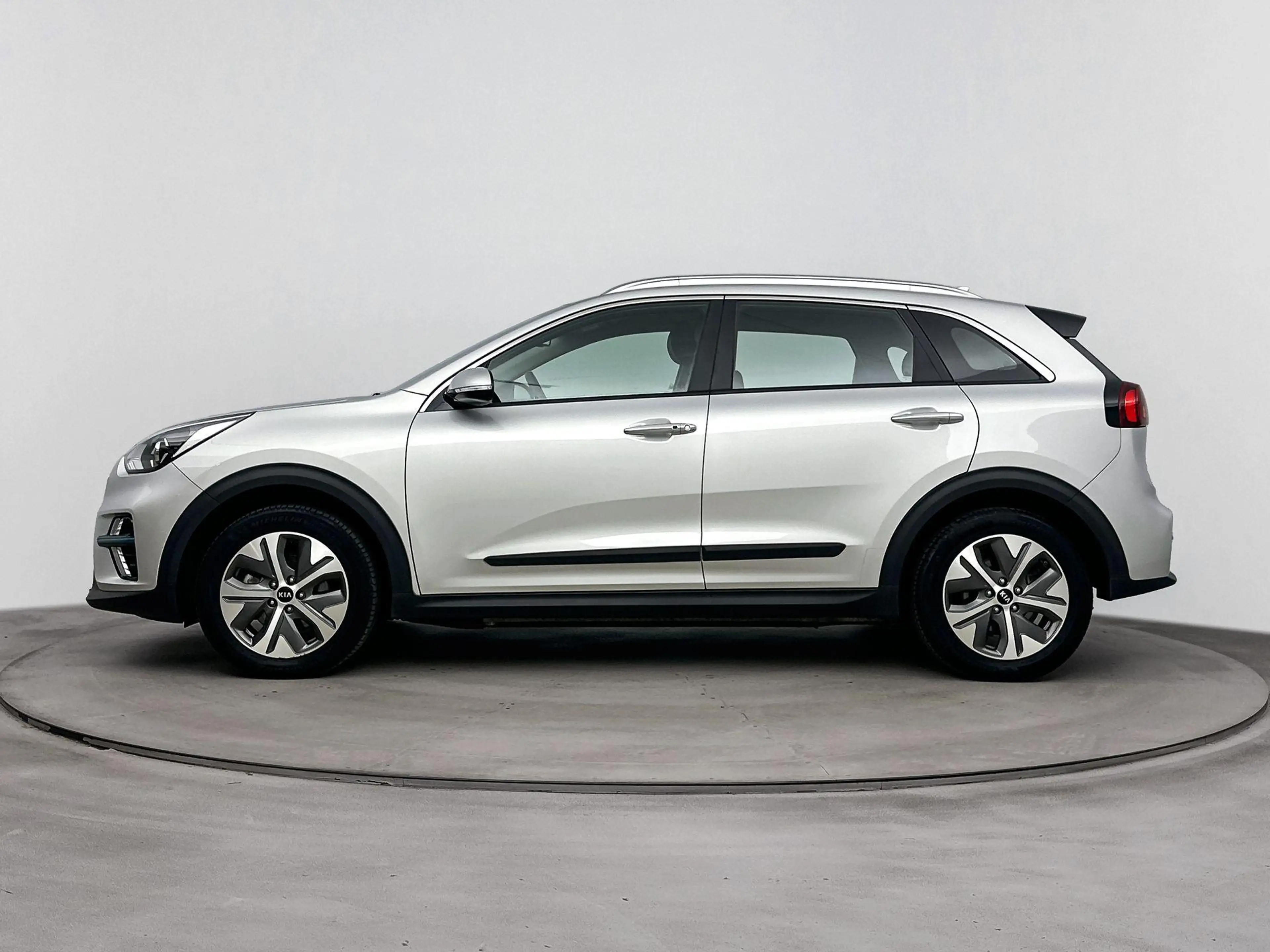 Kia e-Niro DYNAMICLINE 64 kWh | PDC | WARMTEPOMP | CAMERA | C — photo 3