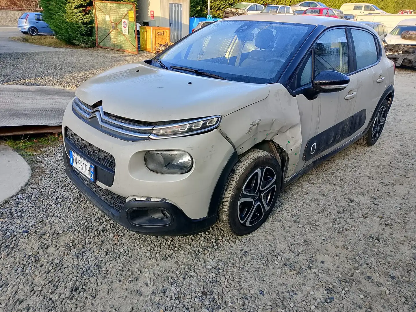 Citroen C3 PureTech Seduction 82 Shine - 2