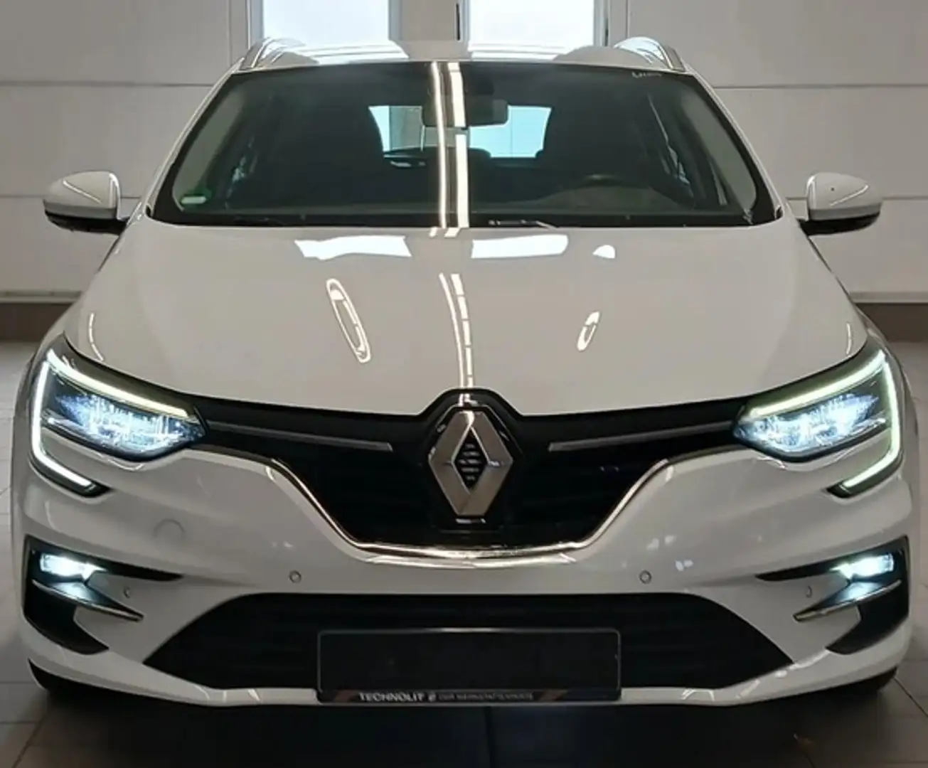 Renault Megane IV GRANDTOUR 1,5 dCi 115 BUSINESS EDITION Weiß - 2