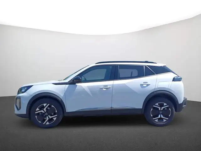 Peugeot 2008 view 4