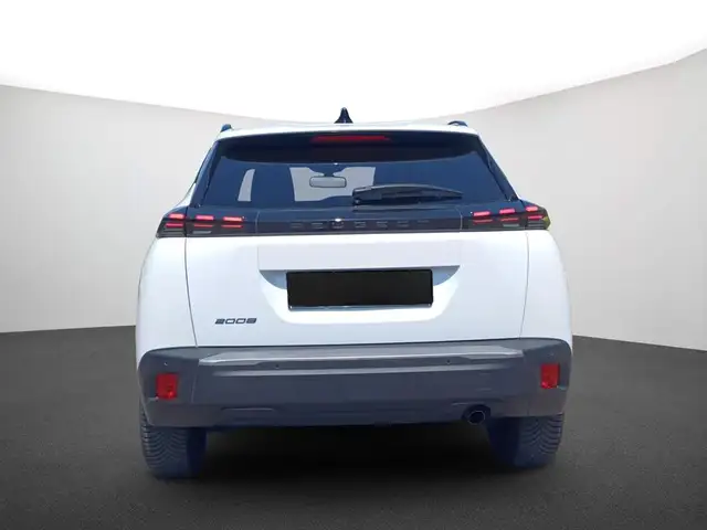 Peugeot 2008 view 3