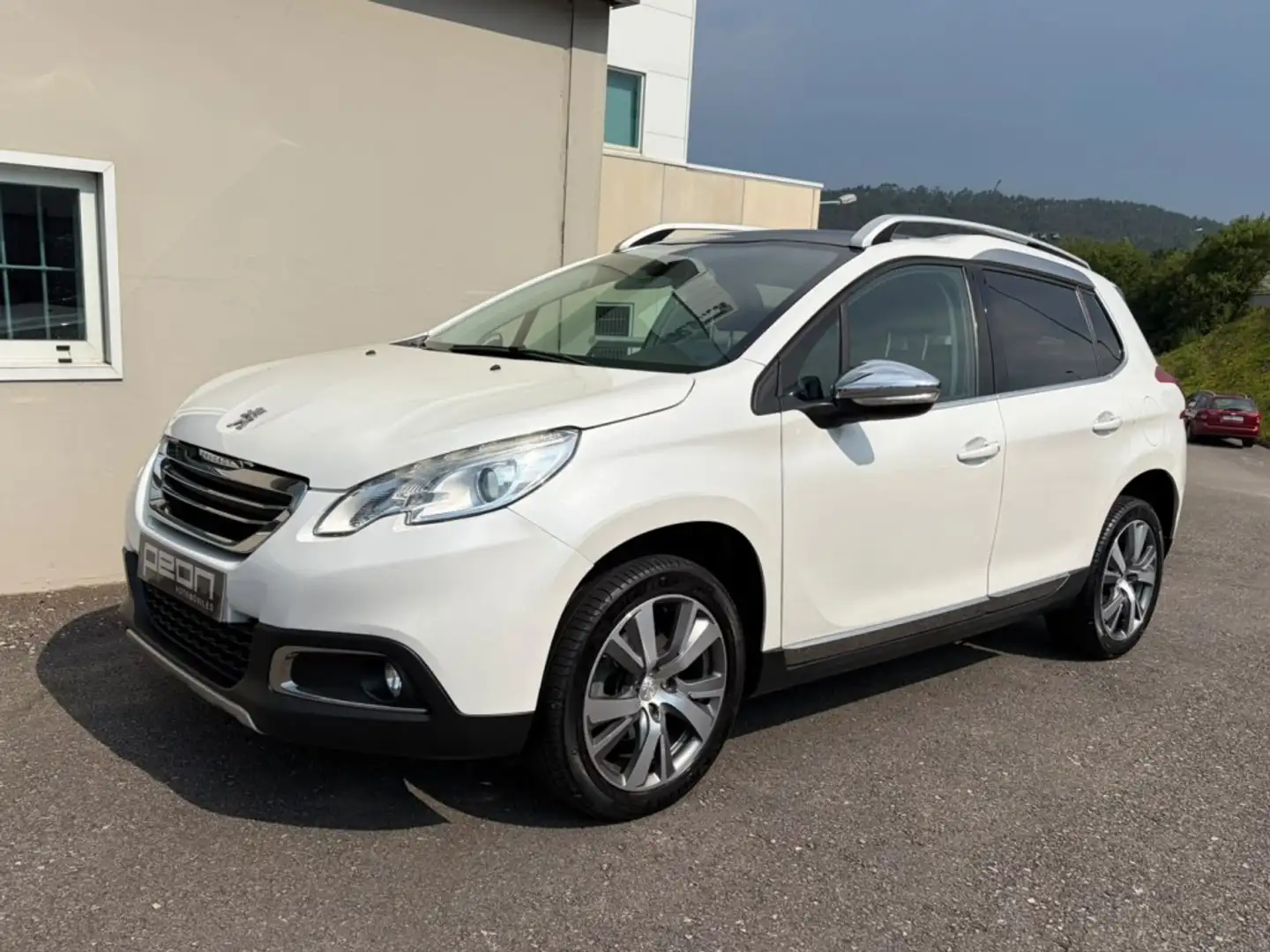 Peugeot 2008 1.6 BlueHDI S&S Allure 120 Blanco - 1