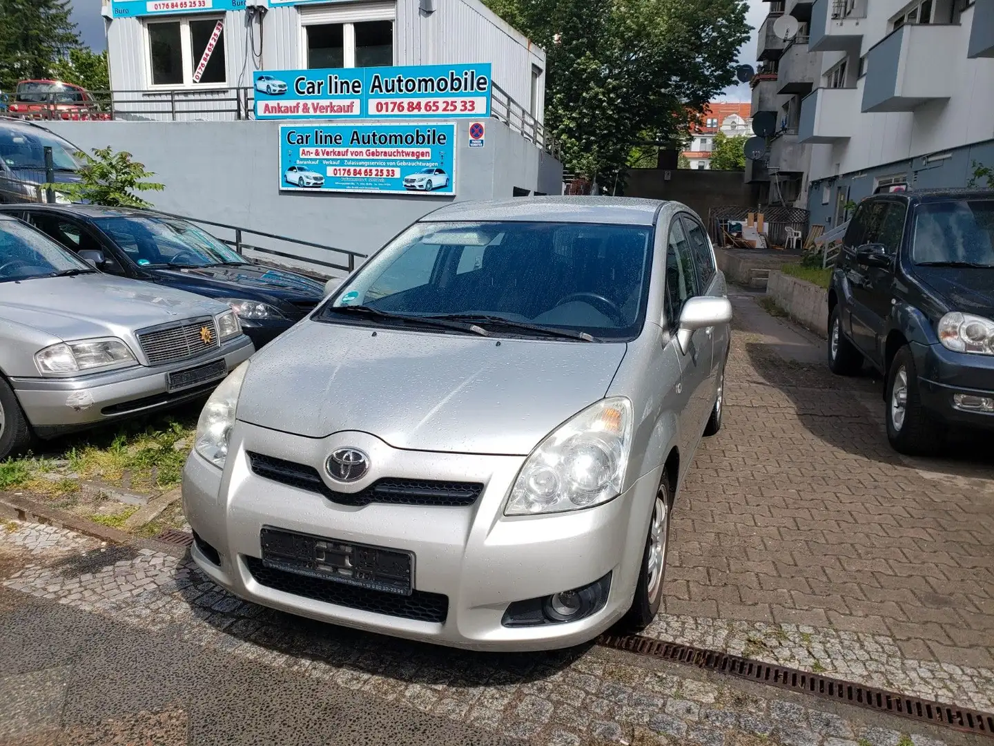 Toyota Corolla Verso 1.8 Sol/TÜV NEU/Garantie 24 Plateado - 1