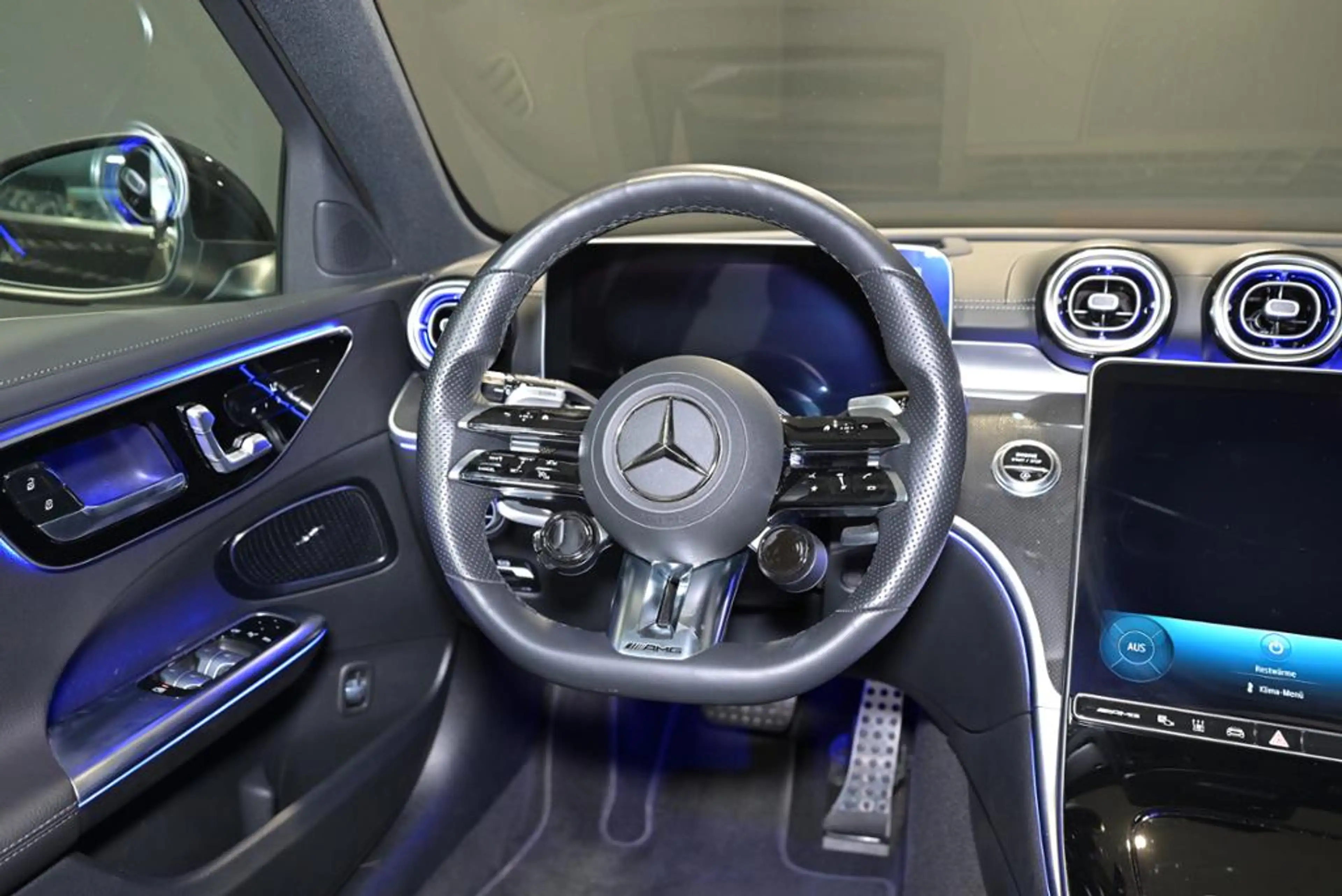 Mercedes-Benz C 43 AMG C 43 4M AMG T PANO/AHK/DIGITAL/DISTRO — photo 8