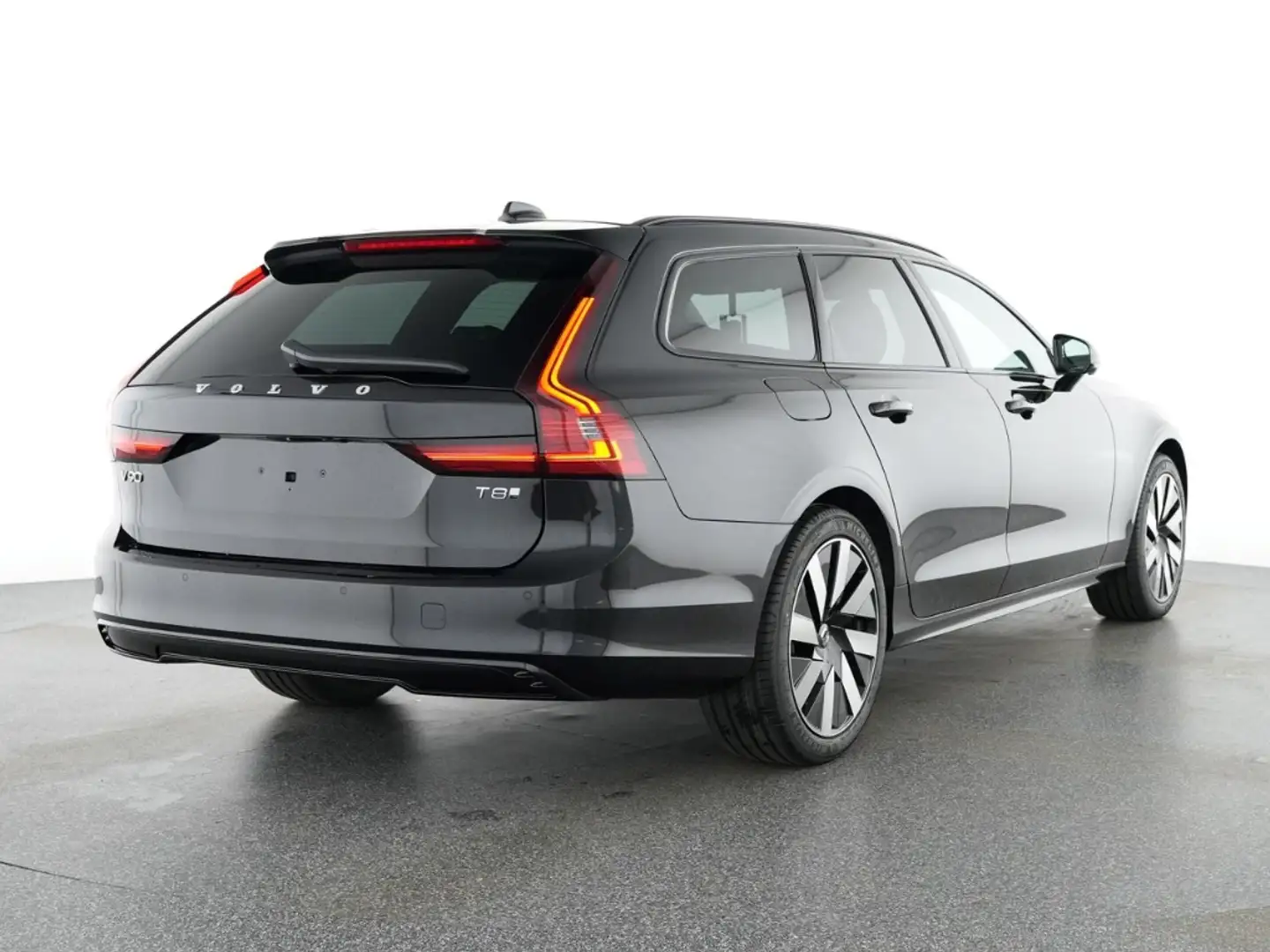 Volvo V90 Kombi Plus Dark Recharge Plug-In Hybrid AWD StandH Schwarz - 2