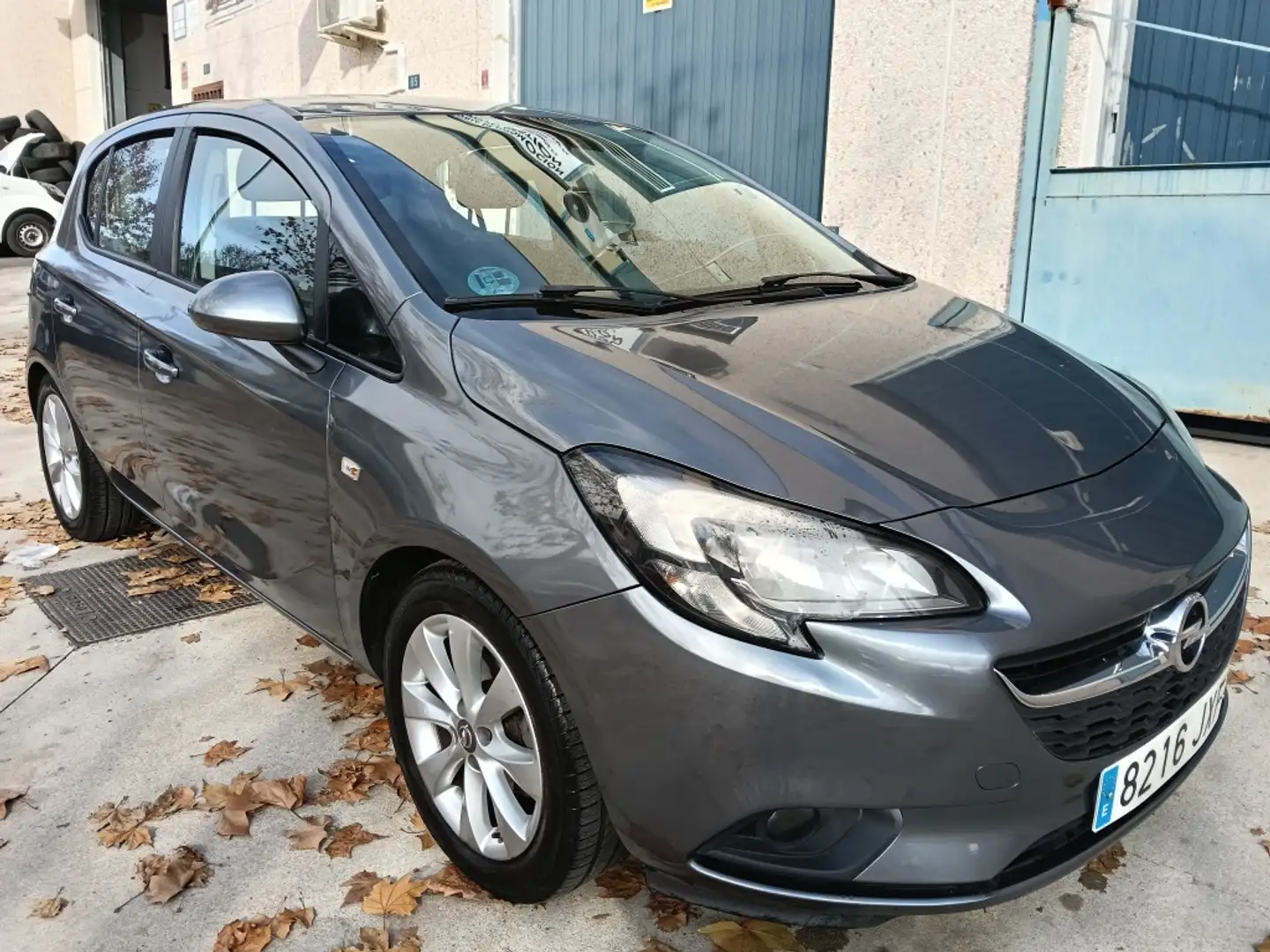 Opel Corsa 1.4 Color Edition 90 Gris - 2