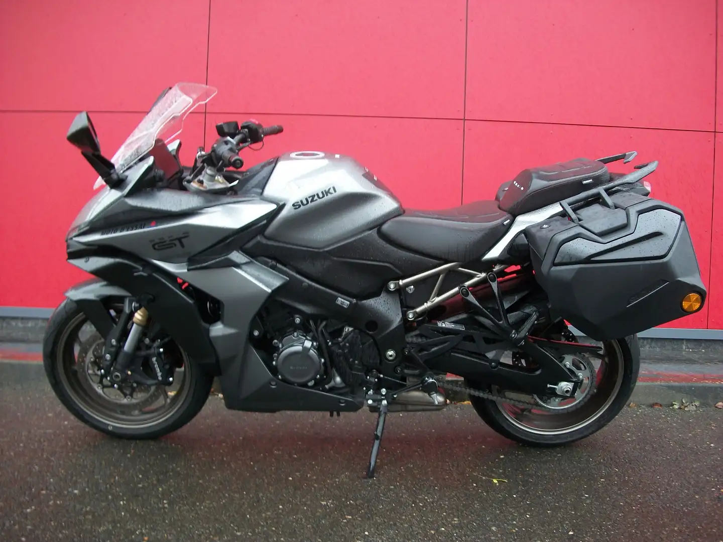 Suzuki GSX S 1000GT Grau - 2