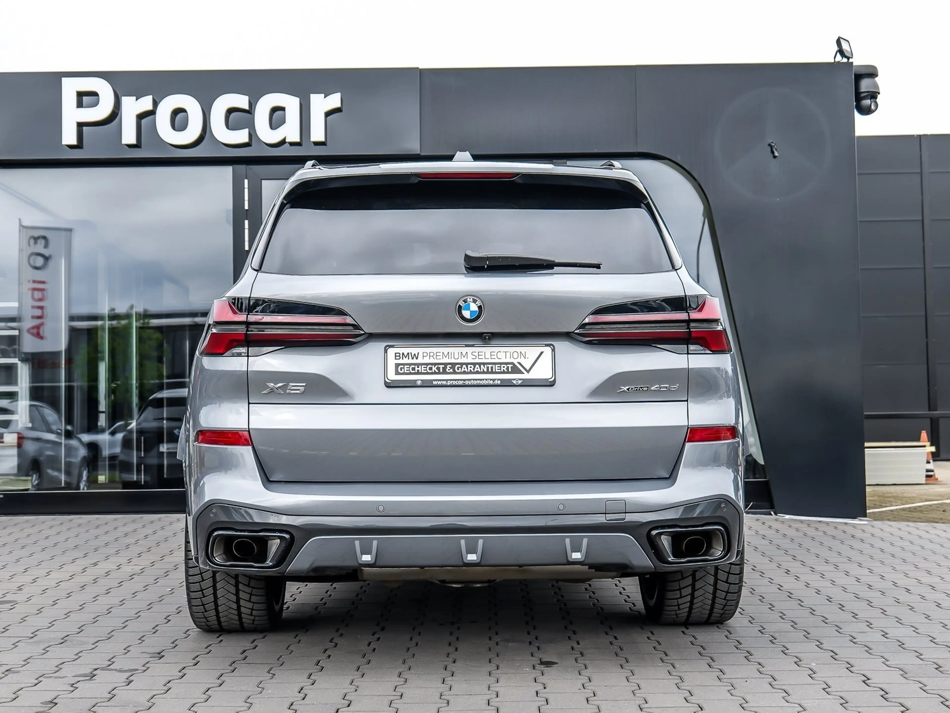 BMW X5 xDrive40d M Sport PANO ACC AHK NAVI LED DAB — photo 11