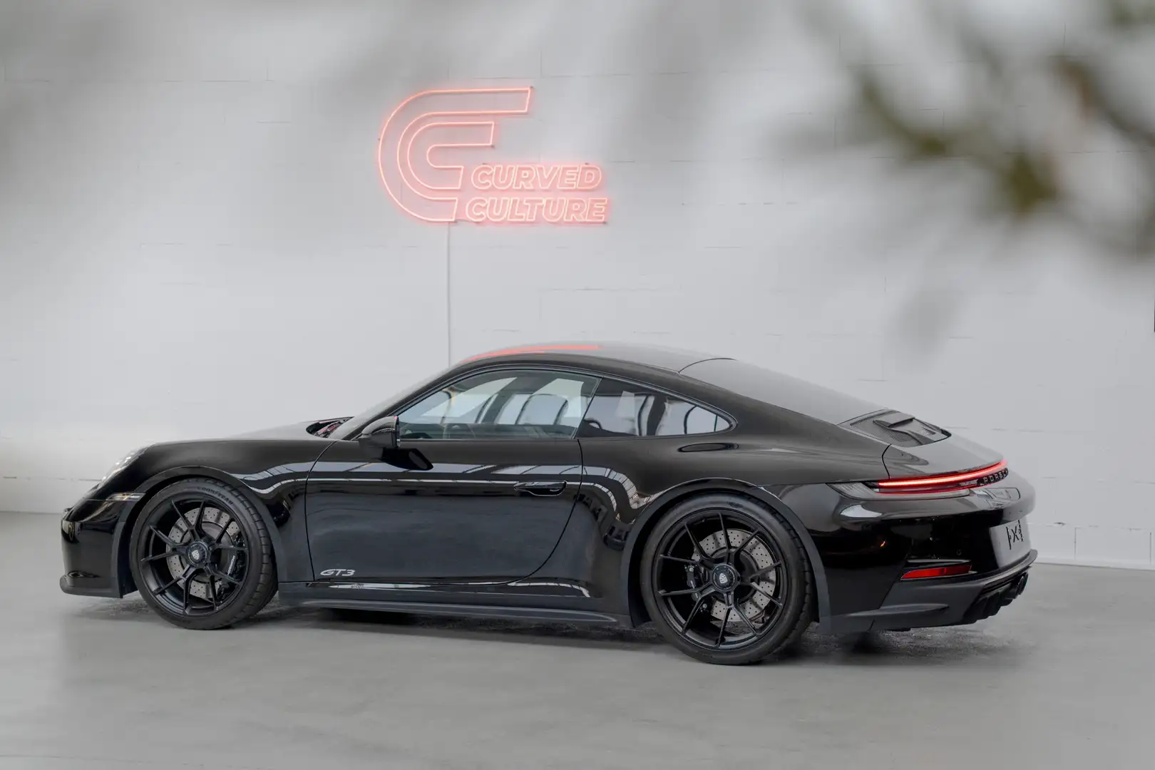 Porsche 992 GT3 Touring I Lift I APPROVED I PDK I MATRIX Schwarz - 1