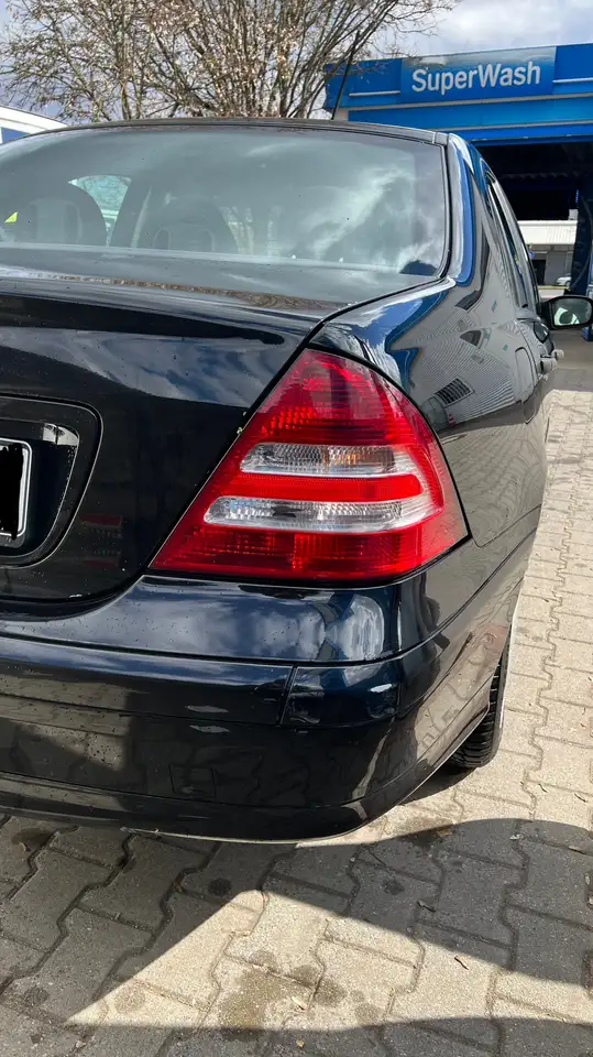 Mercedes-Benz C 200
