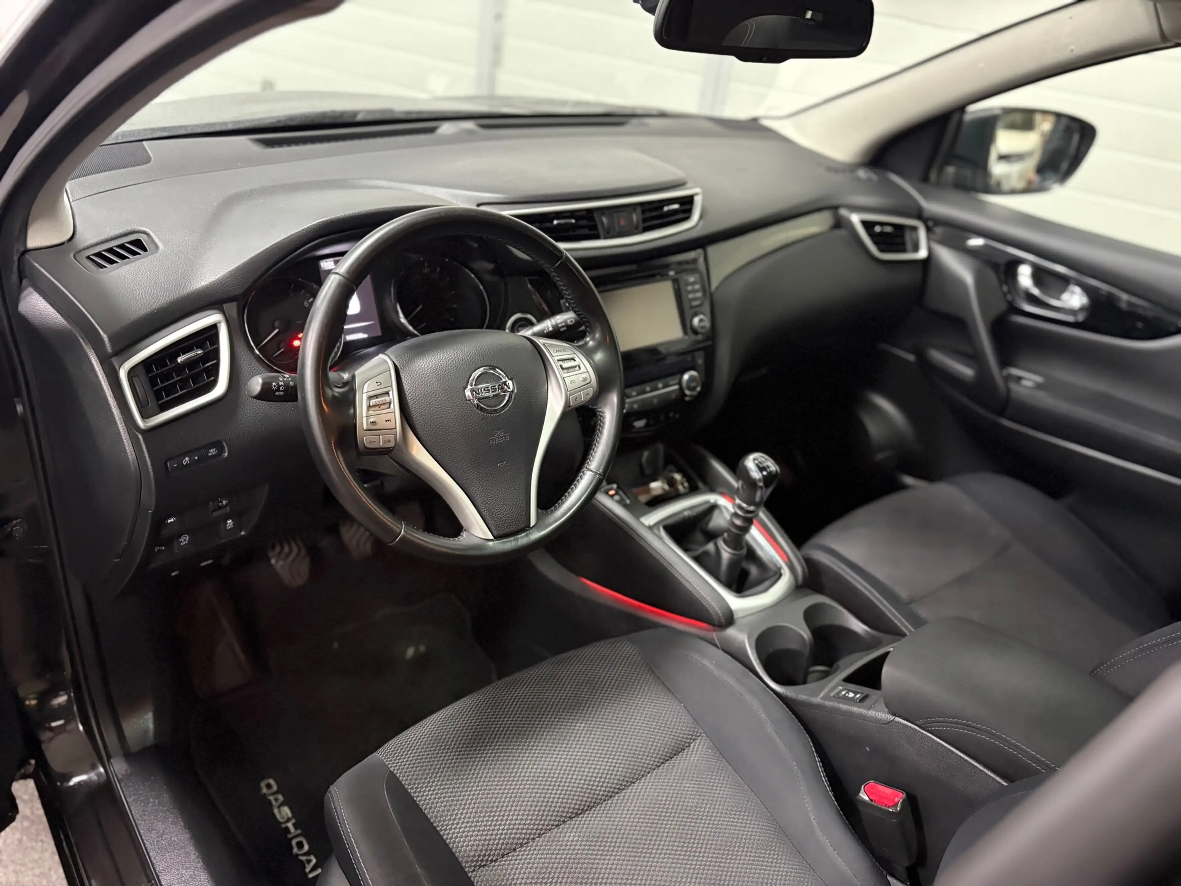 Nissan Qashqai 1.2 N-Connecta | Panoramadak | Trekhaak | Stoelver — photo 7