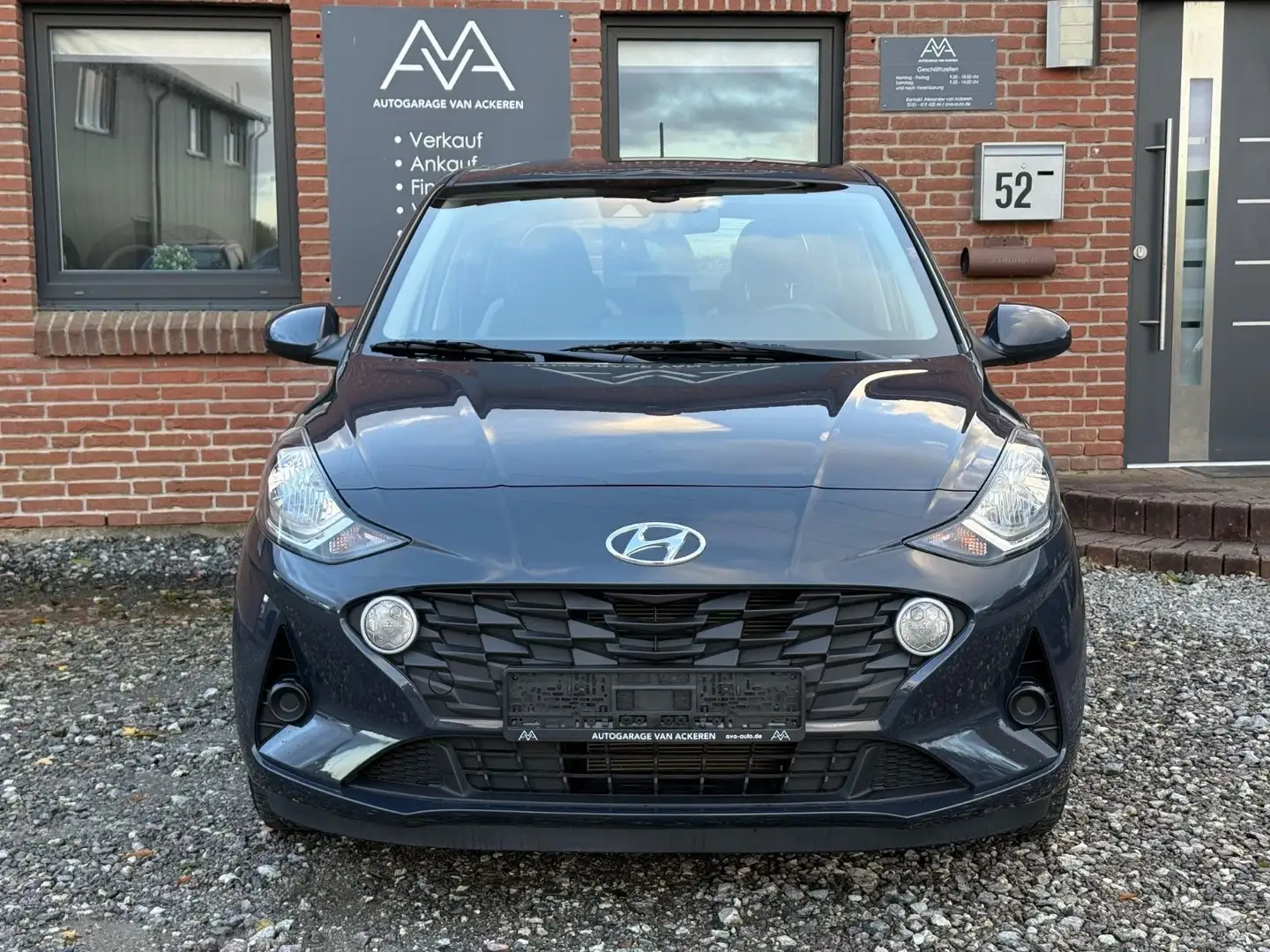 Hyundai i10 1.0 MPI Prime Automatik SHZ LHZ Alu GJR Grau - 2