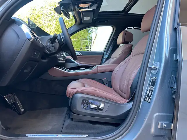 BMW X5 view 14