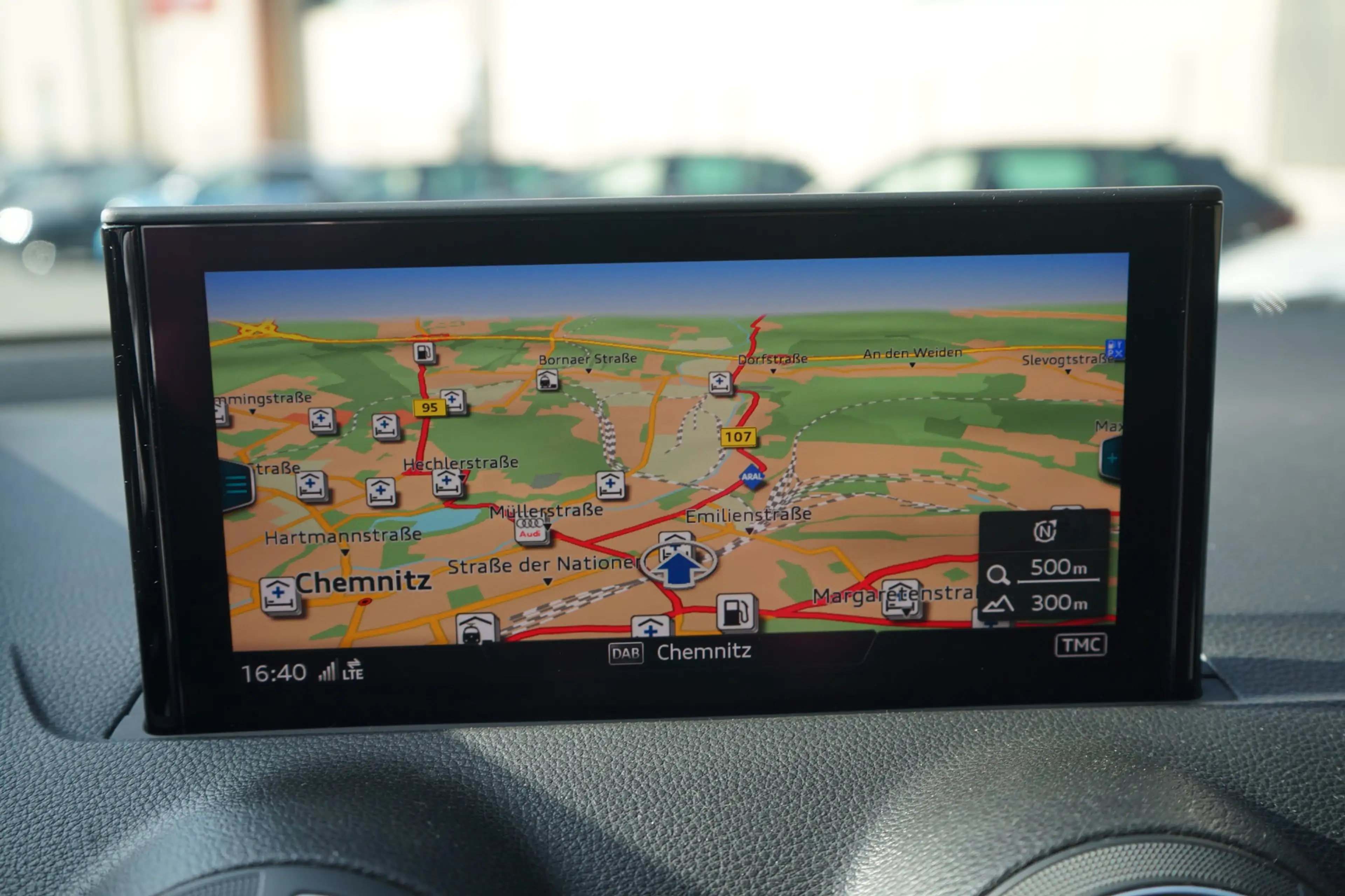 Audi SQ2 2.0 TFSI quattro LED ACC Virtual Cockpit B&O — photo 12