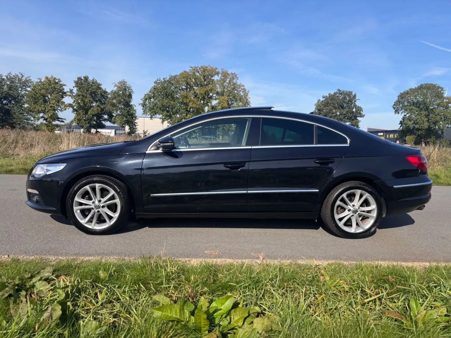 Volkswagen Passat CC 1.8 TSI Panodach-Xenon Leder Navi Schwarz - 2