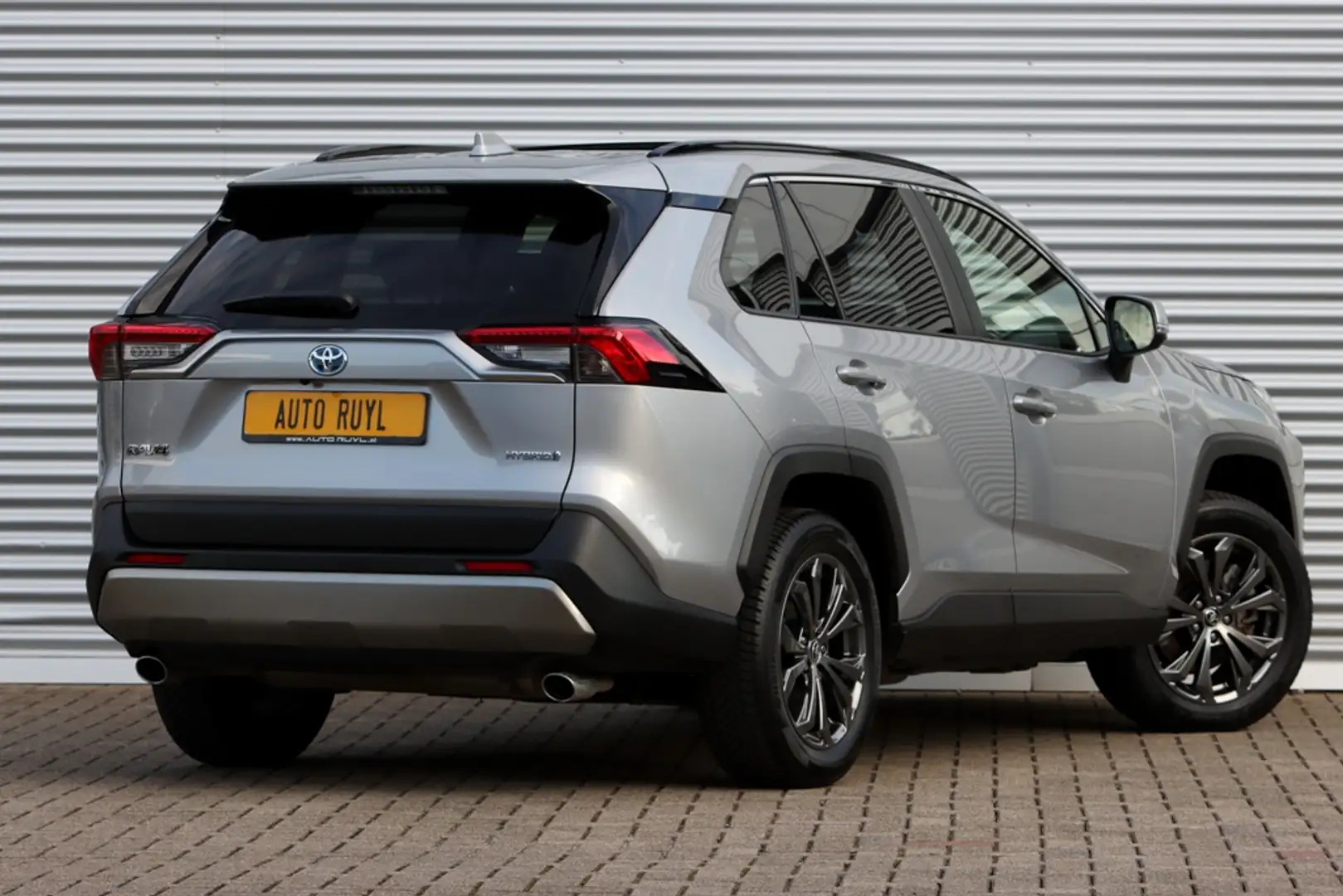 Toyota RAV 4 2.5 Hybrid AWD Dynamic Panoramadak / Navi Zilver - 2