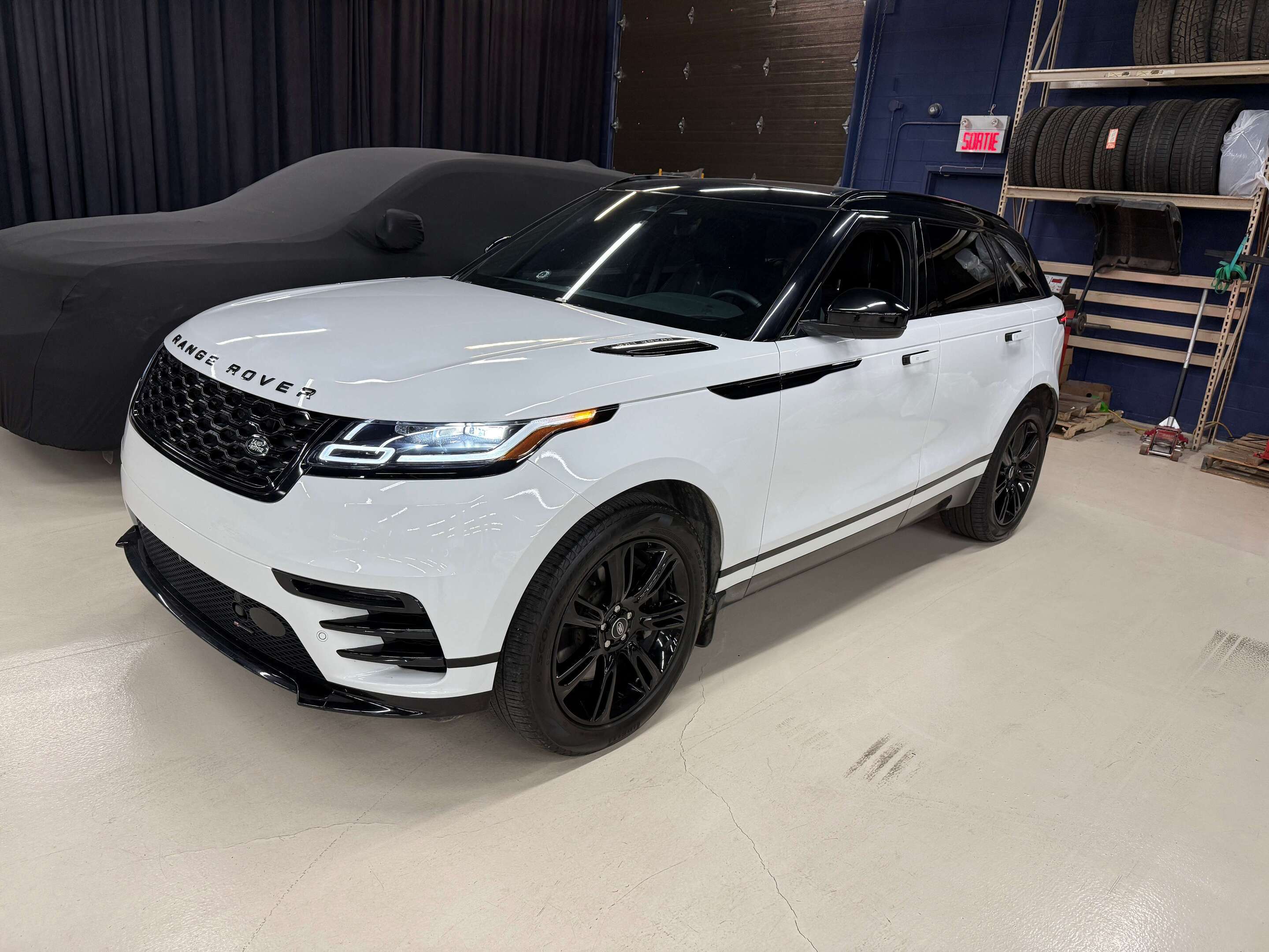2023 Land Rover Range Rover Velar
