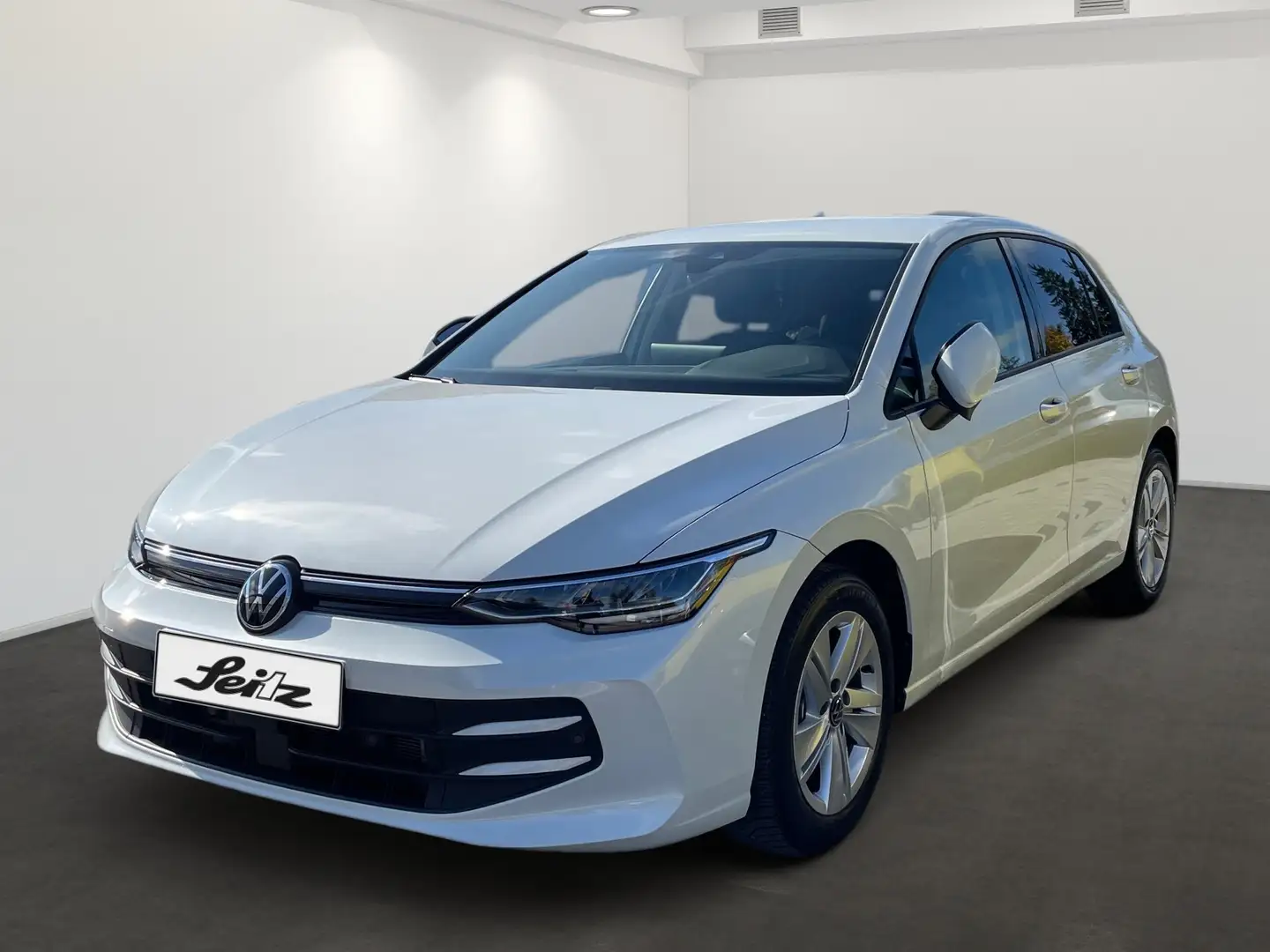 Volkswagen Golf VIII 1.5 TSI Life *LED*NAVI*PARKSENSOR* Blanc - 2