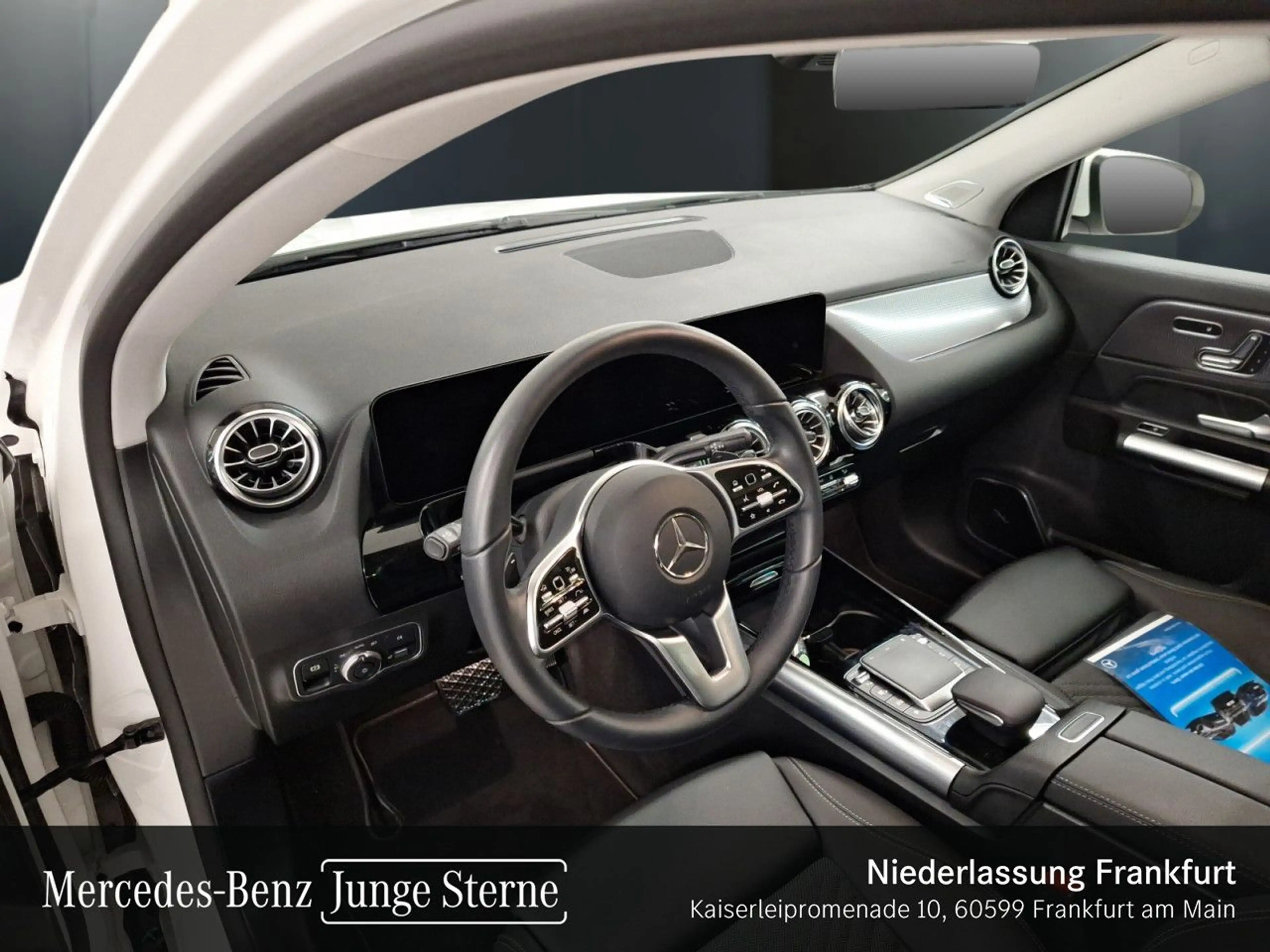 Mercedes-Benz EQA 250 PROG+ADVANCED+PANO+KAMERA+MEMORY+BURMESTER — photo 12