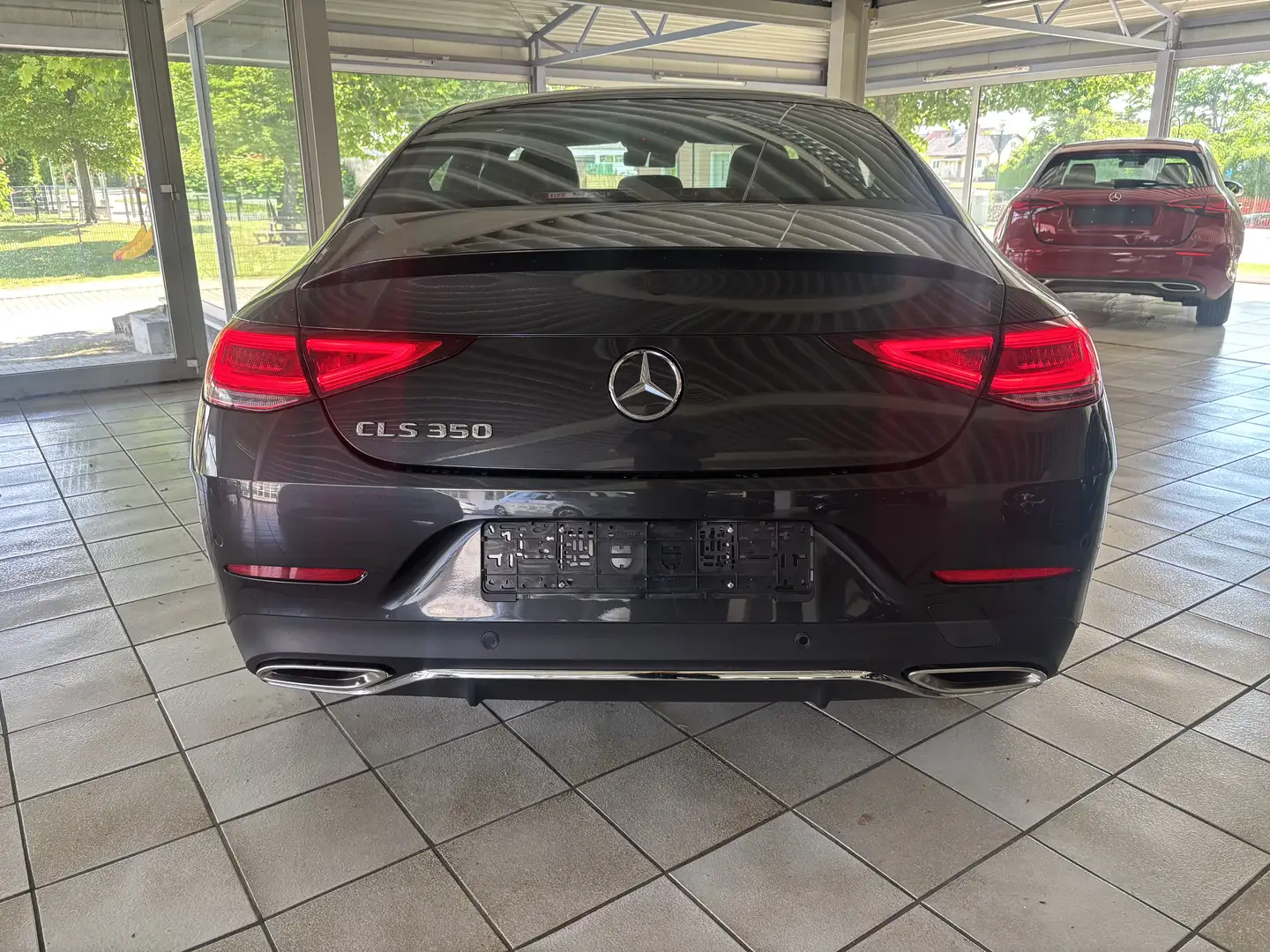 Mercedes-Benz CLS 350 AMG-LINE Park-Paket mit 360° Kamera Schiebedach Gris - 2