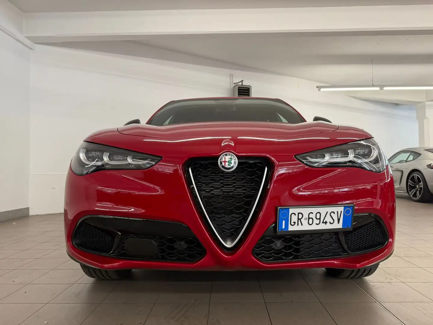 Alfa Romeo Stelvio 2.2 Turbodiesel 160 CV AT8 RWD Super crvena - 2