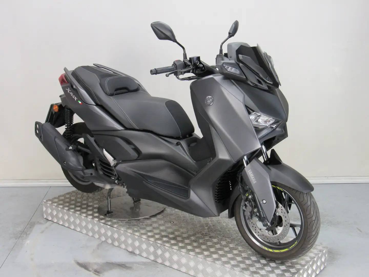 Yamaha X-Max 125 ABS Grigio - 2