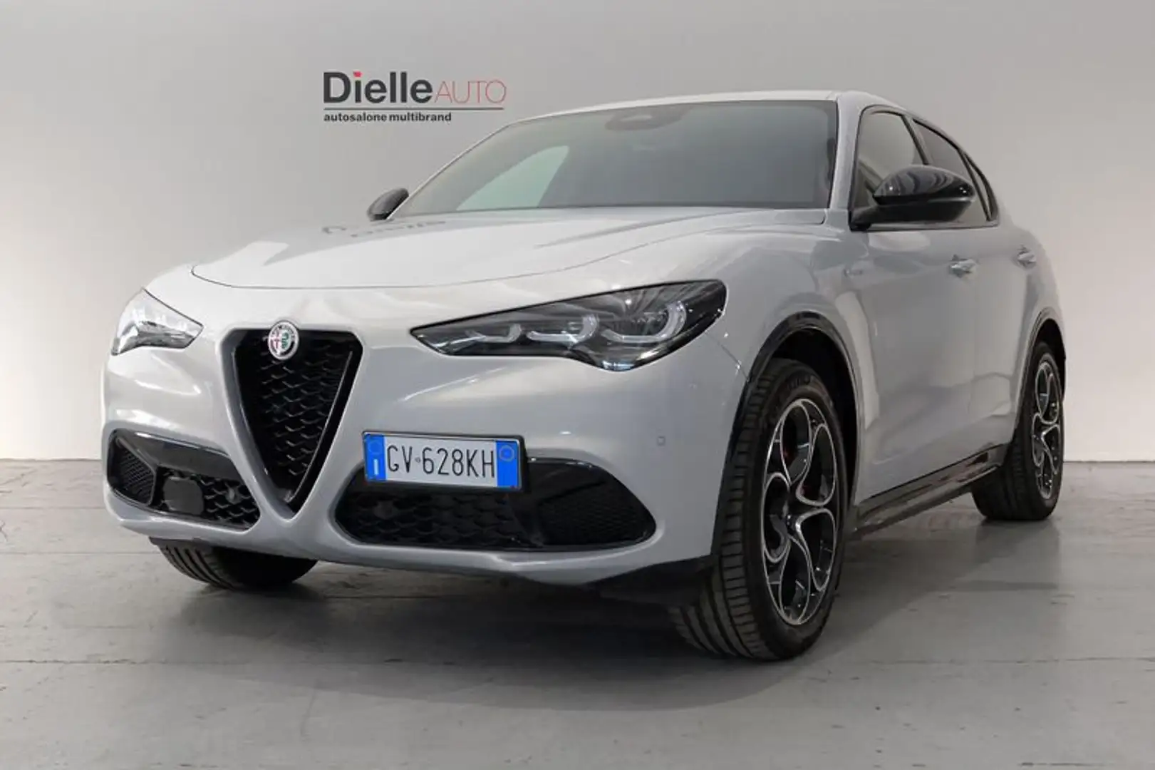 Alfa Romeo Stelvio Stelvio 2.2 t Veloce Q4 210cv auto Білий - 1