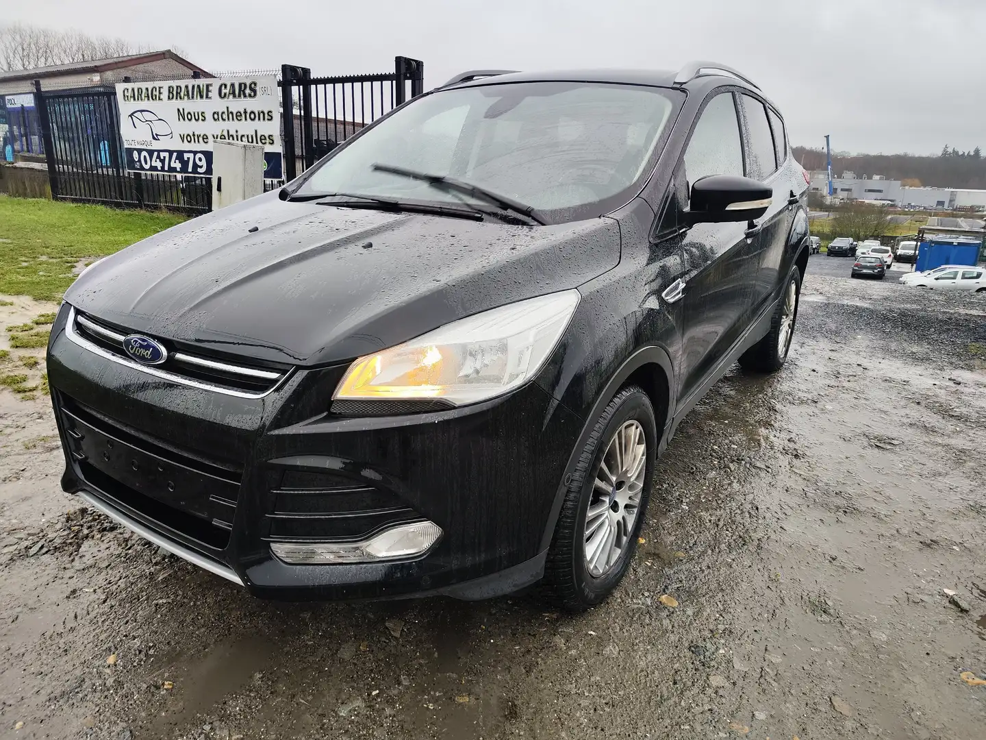 Ford Kuga Kuga 2.0 TDCi 4WD Schwarz - 1