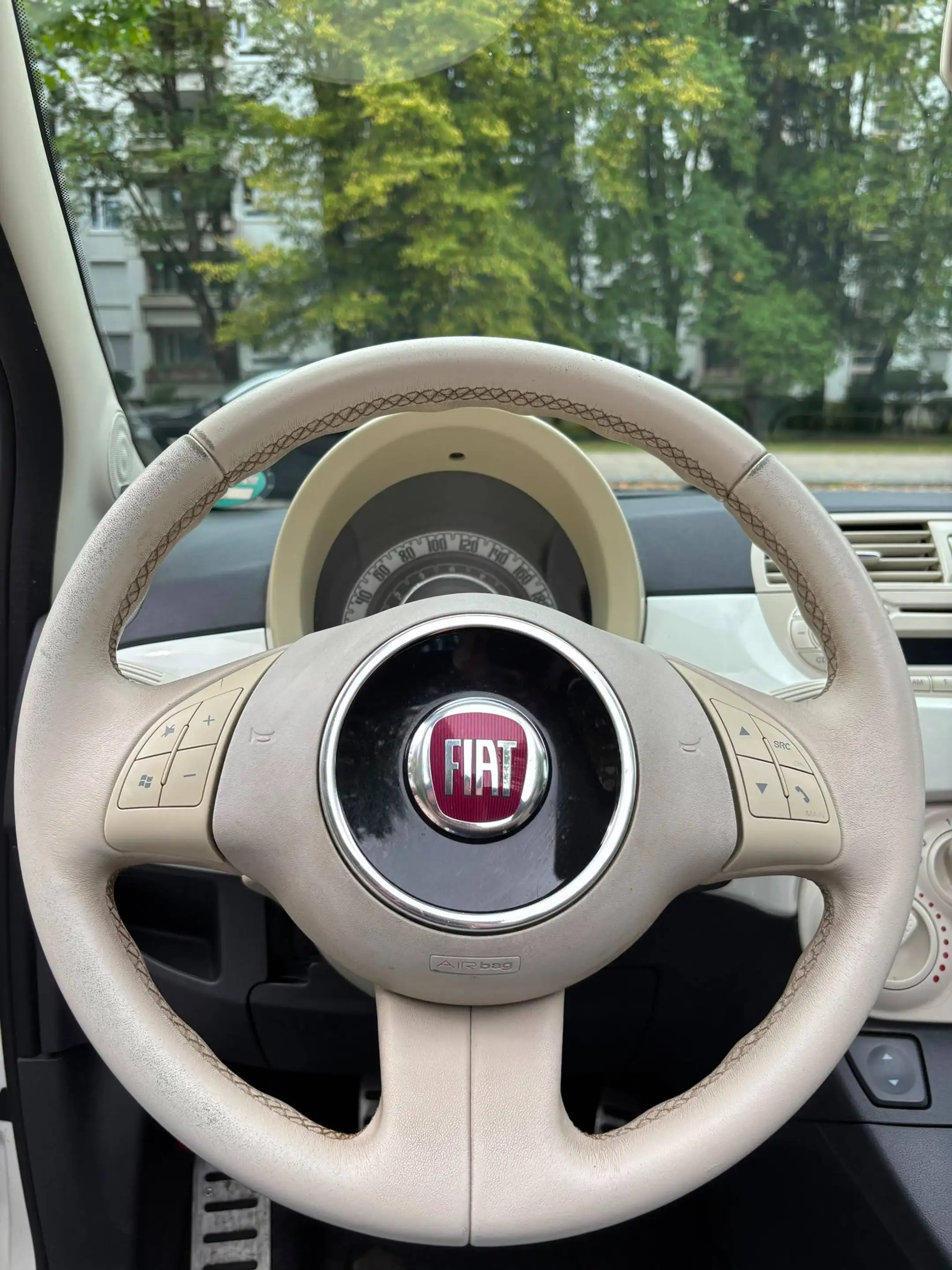 Fiat 500 Lounge — photo 13