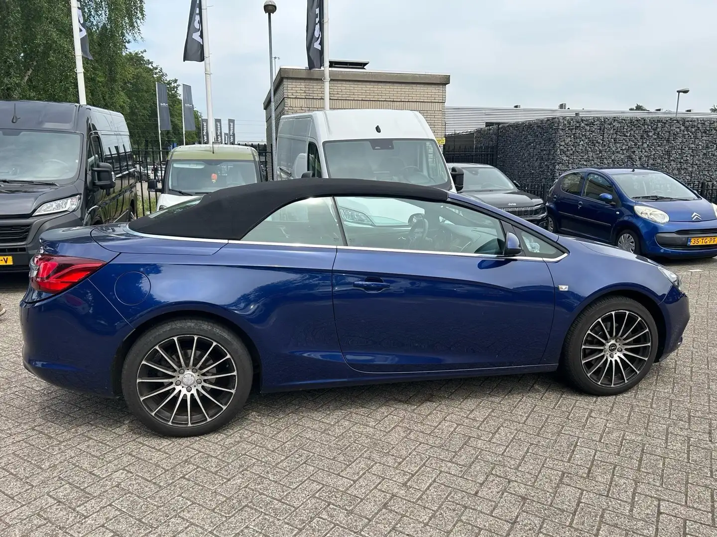 Opel Cascada 1.6 Turbo Cosmo Blauw - 2