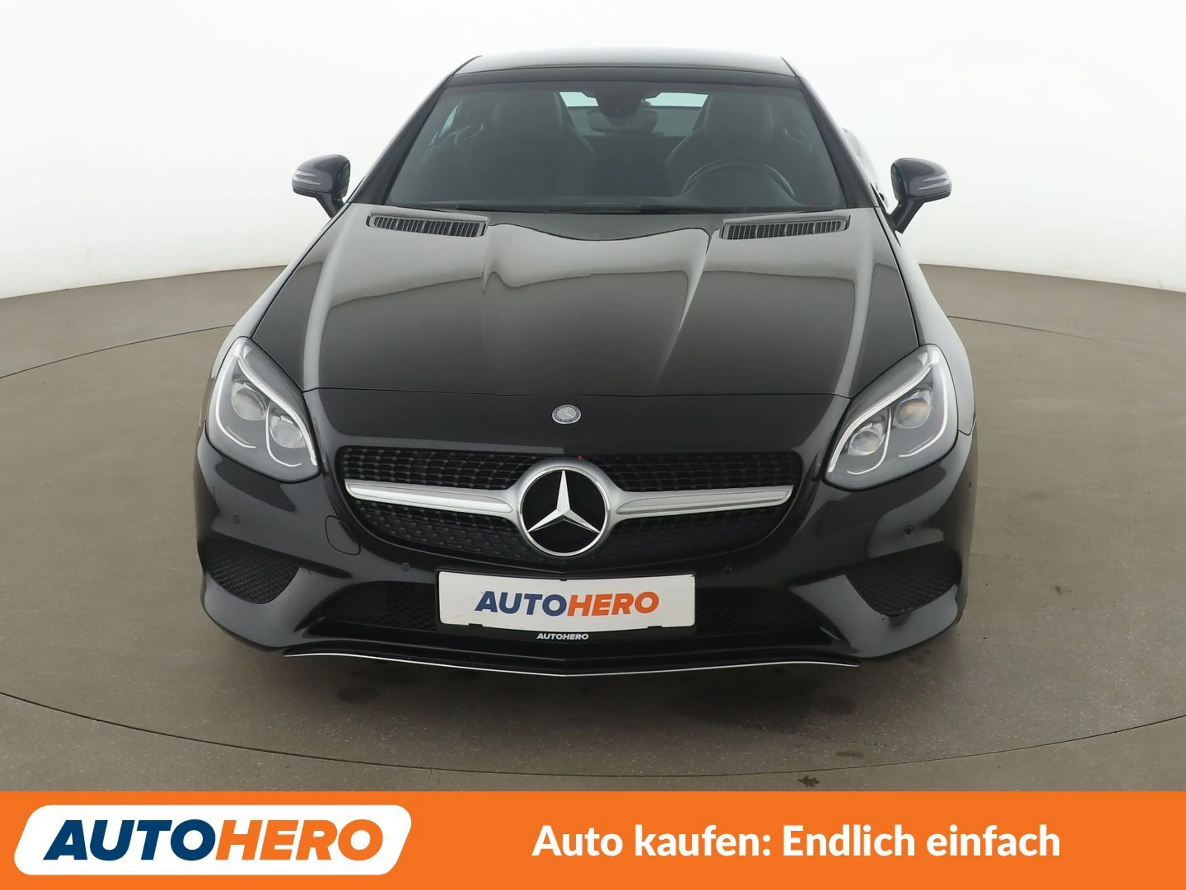 Mercedes-Benz SLC 300 SLC 300 Aut.*NAVI*LED*TEMPO*PDC* — photo 9