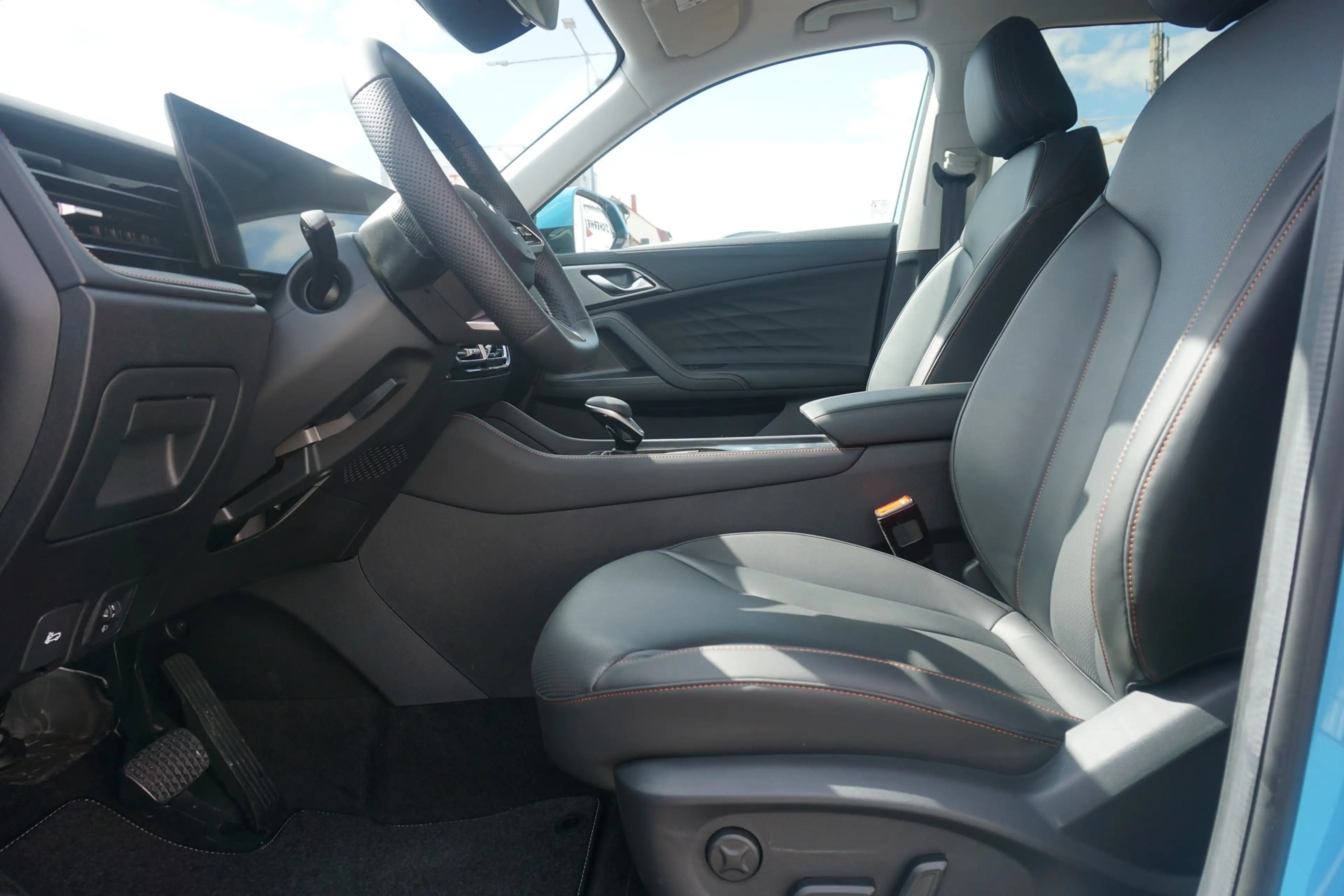 MG HS 1.5 T-GDI Luxury Aut. LED ACC Navi 360° AHK — photo 11