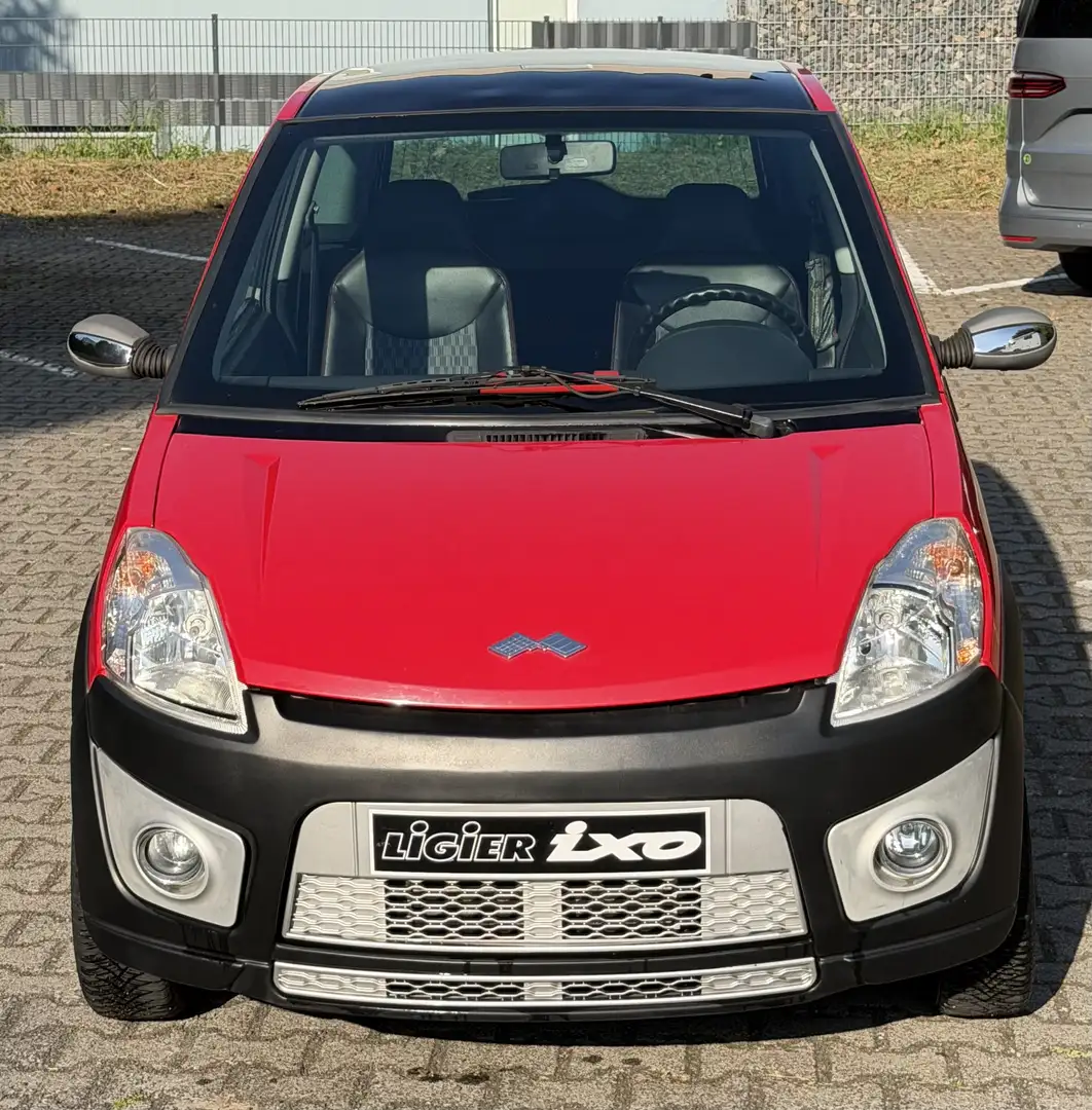 Ligier IXO Rot - 1