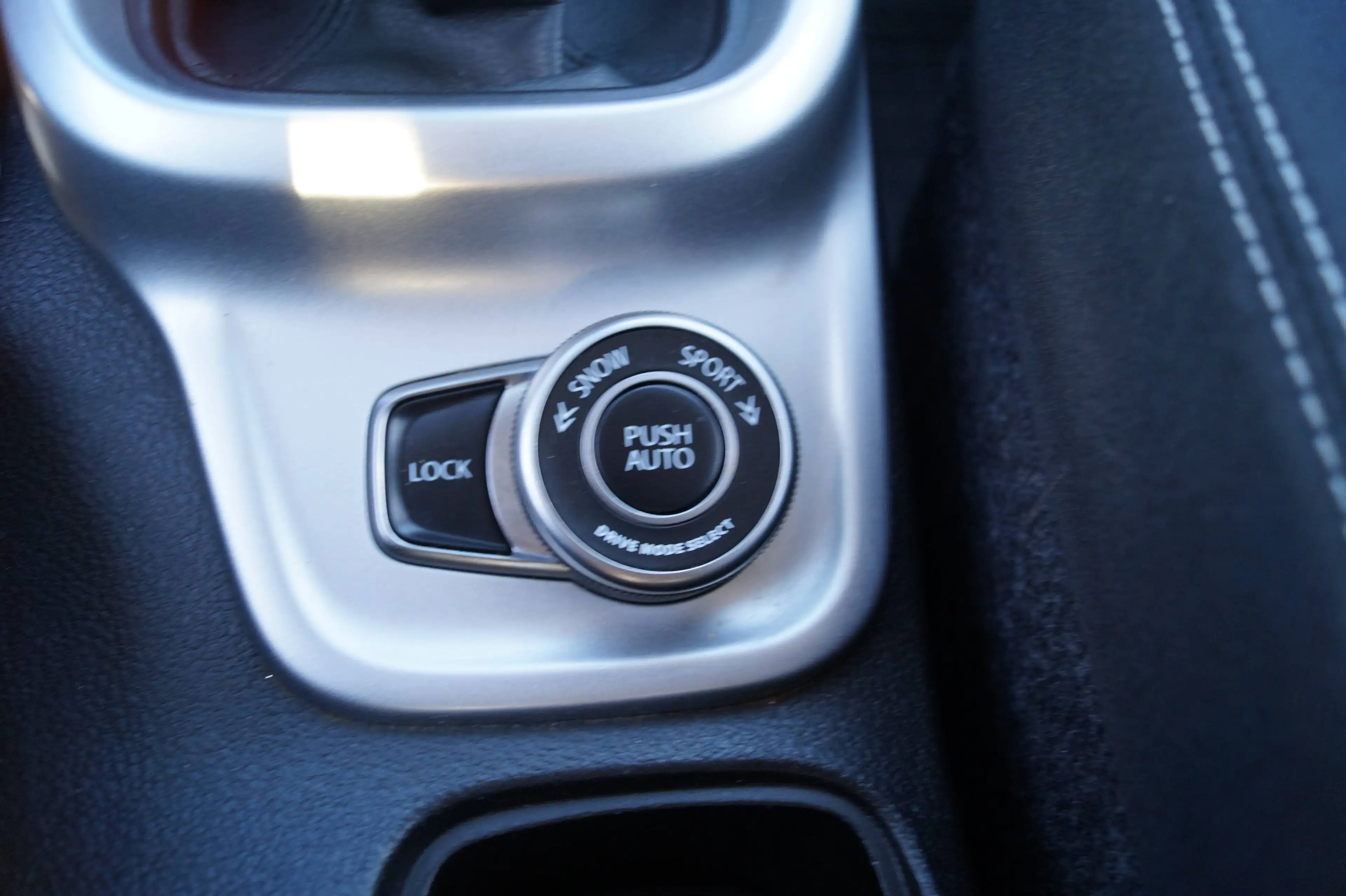 Suzuki Vitara Shine Allrad — photo 10