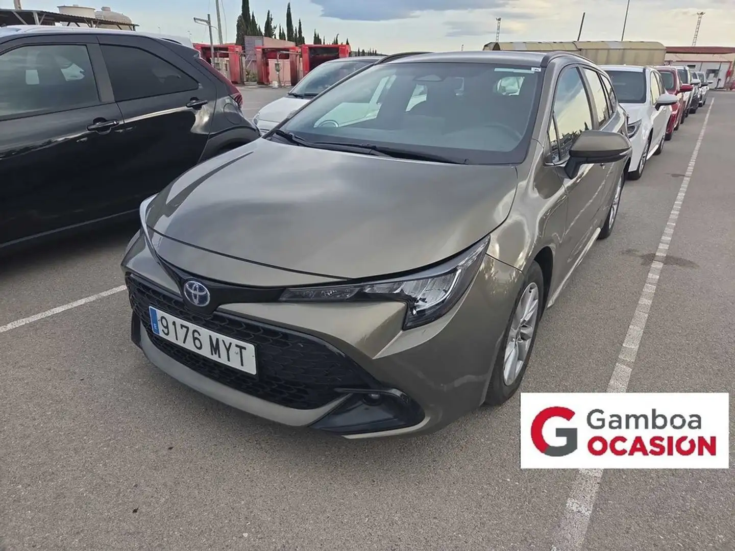Toyota Corolla Touring Sports 140H Active Plus Marrón - 2