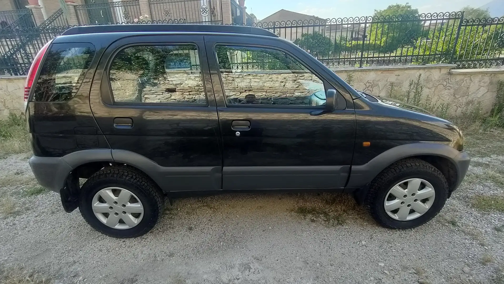 Daihatsu Terios 1.3i 16V cat 4WD SX Noir - 1