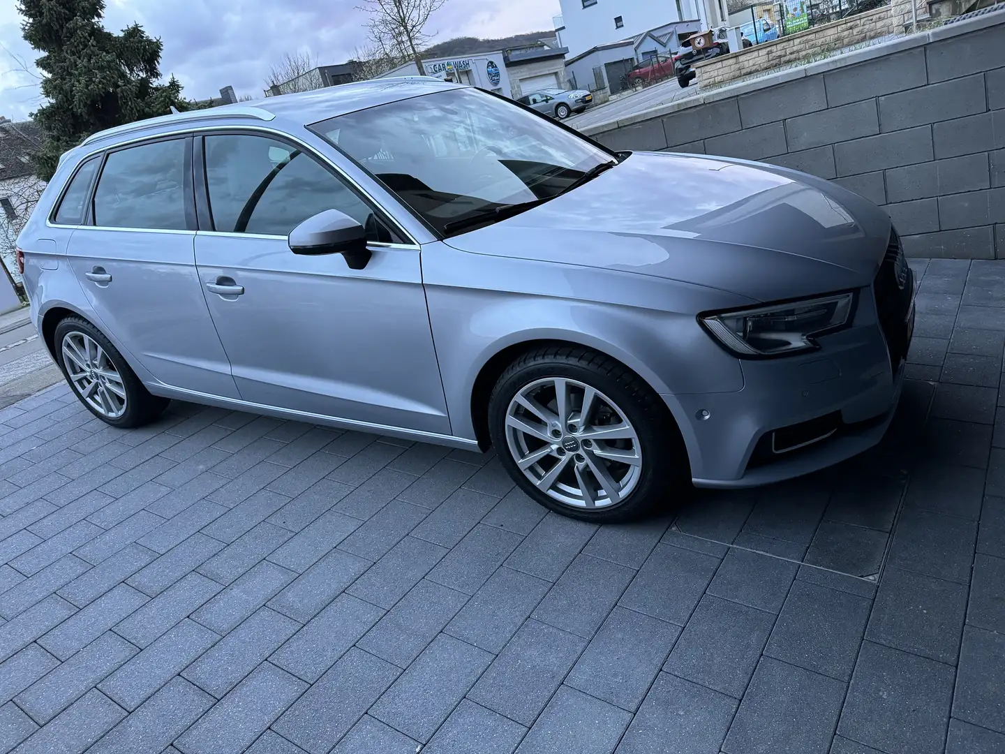 Audi A3 design Sportback 1.6 TDI 116CV Gris - 2