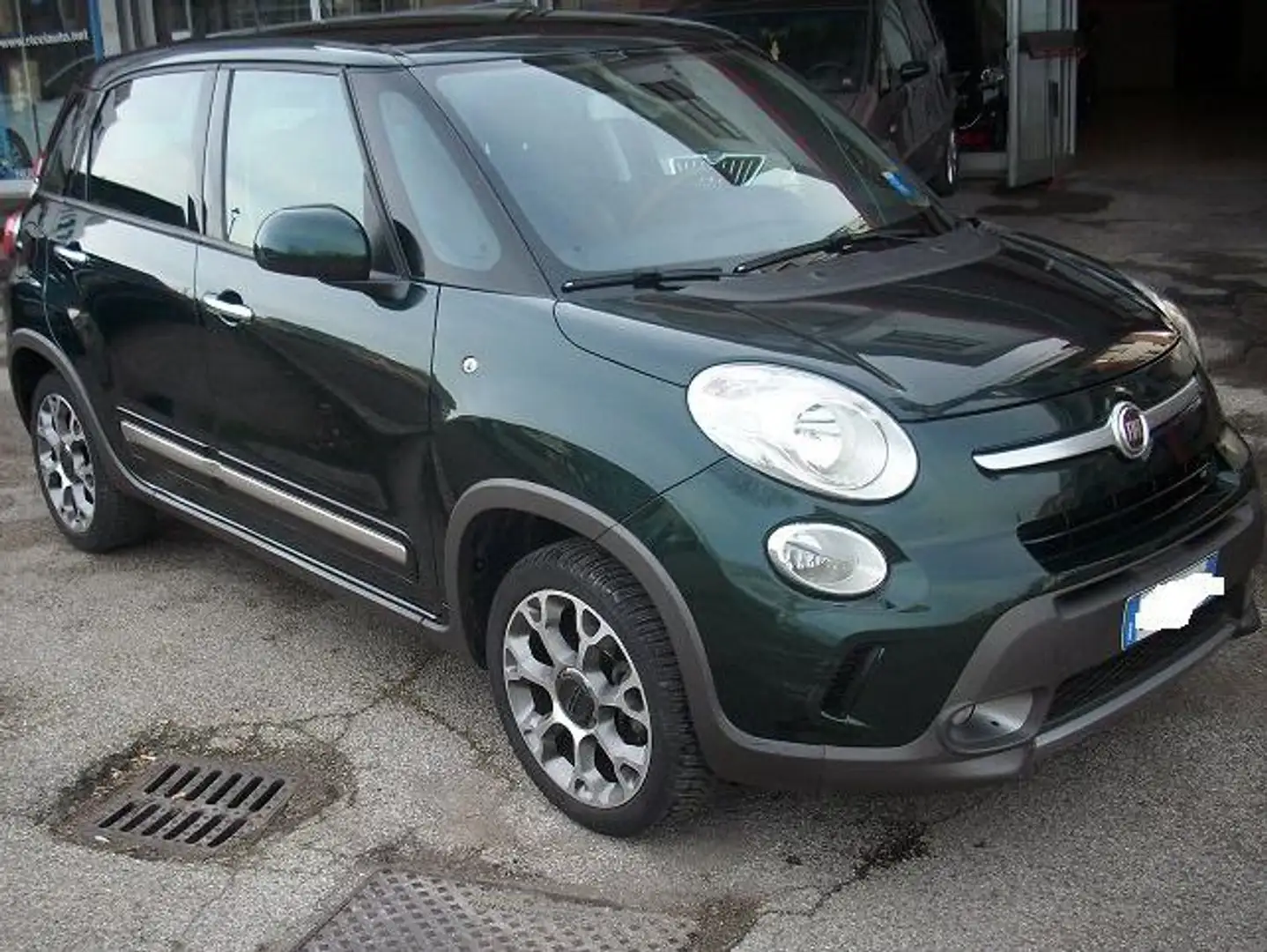 Fiat 500L 1.3 mjt Trekking 85cv dualogic  UNIPROPRIETARIO Verde - 1