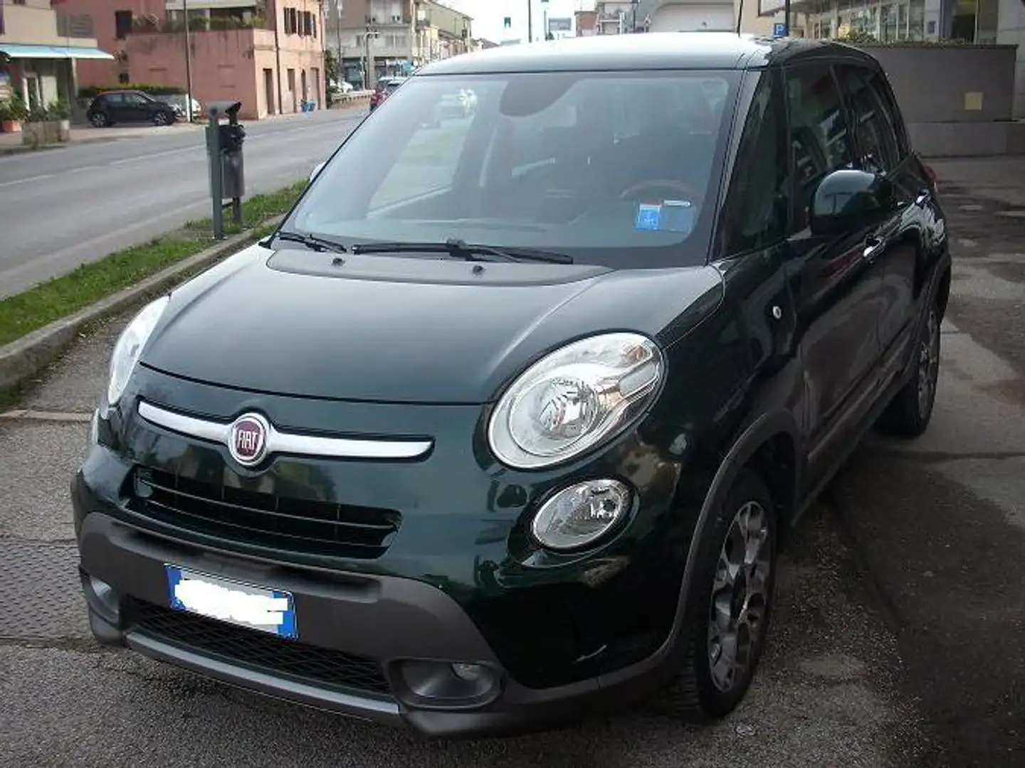 Fiat 500L 1.3 mjt Trekking 85cv dualogic  UNIPROPRIETARIO Verde - 2
