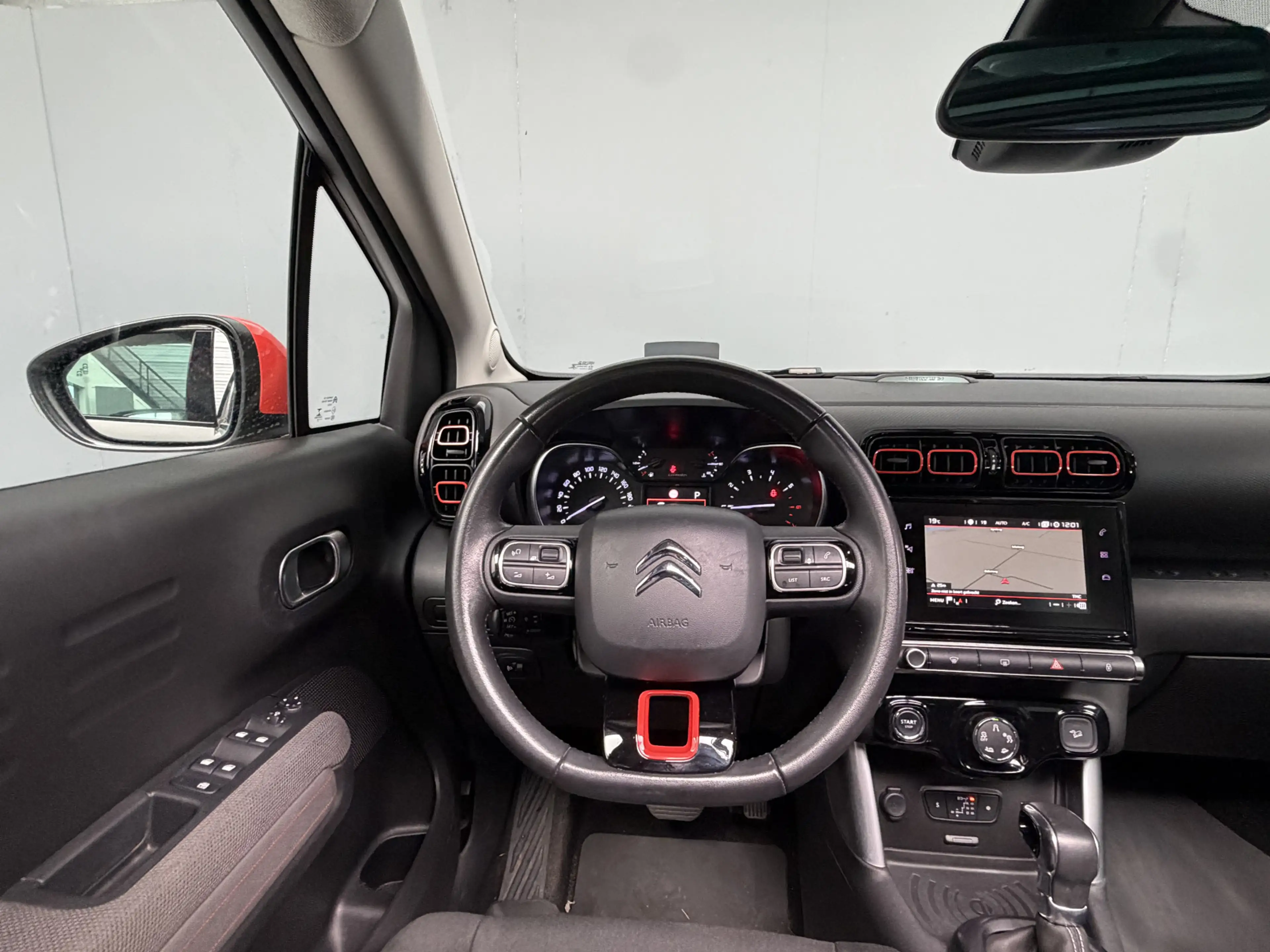 Citroen C3 Aircross 1.2 PureTech S&S Shine GARANTIE|Automaat|Head-Up|P — photo 2