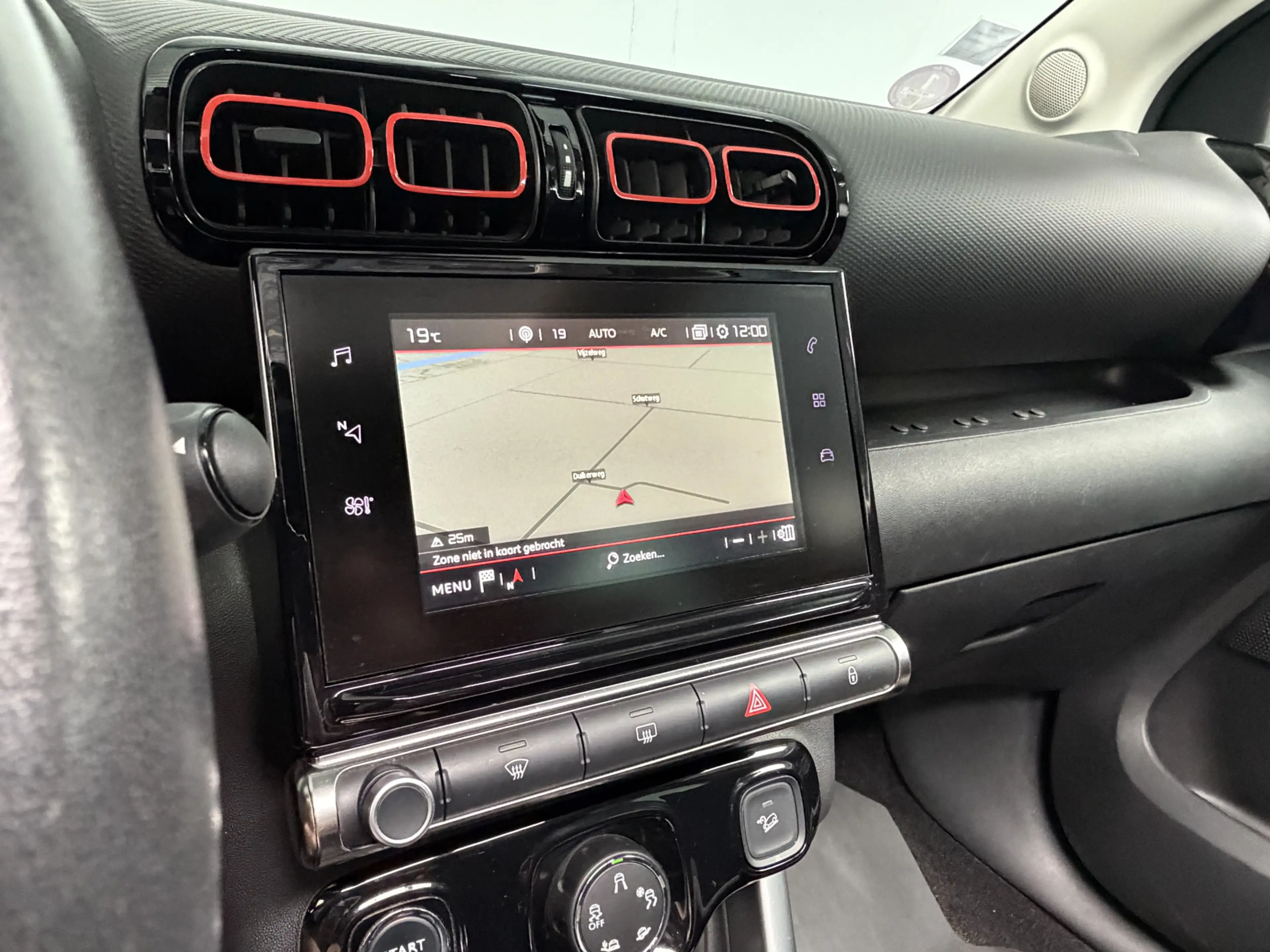 Citroen C3 Aircross 1.2 PureTech S&S Shine GARANTIE|Automaat|Head-Up|P — photo 24