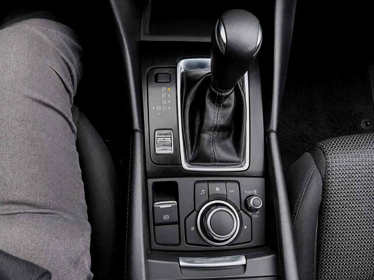 Mazda 3 снимка Mazda 3