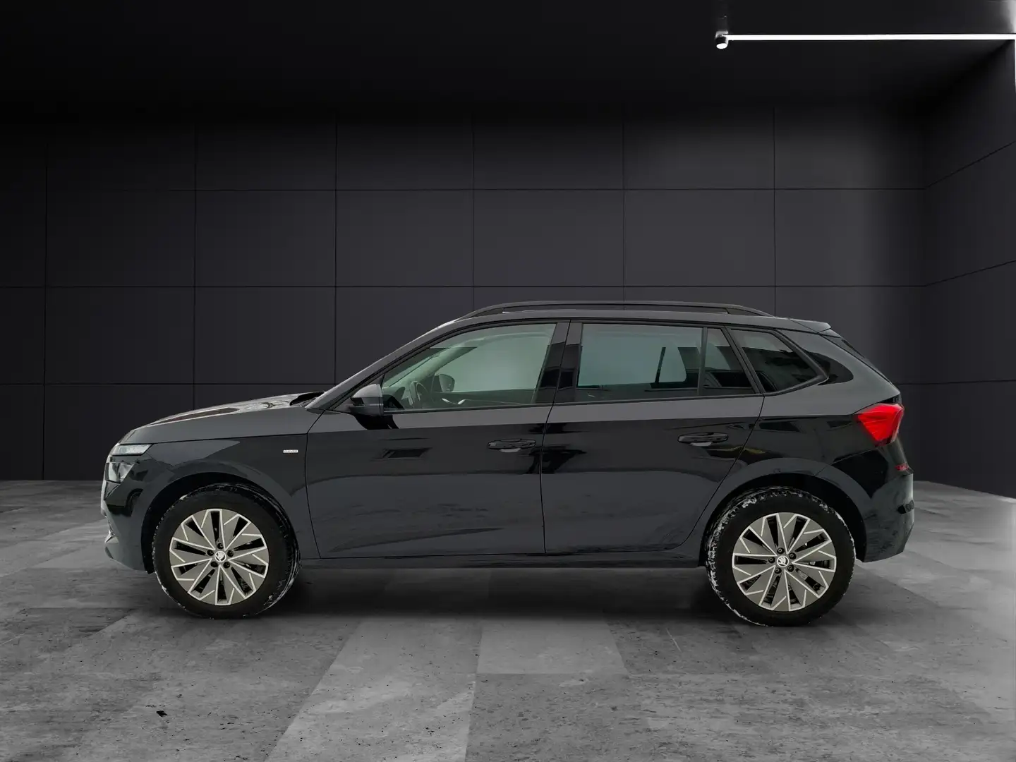 Skoda Kamiq TSI Clever LED Navi AID PDC SH LM Schwarz - 2